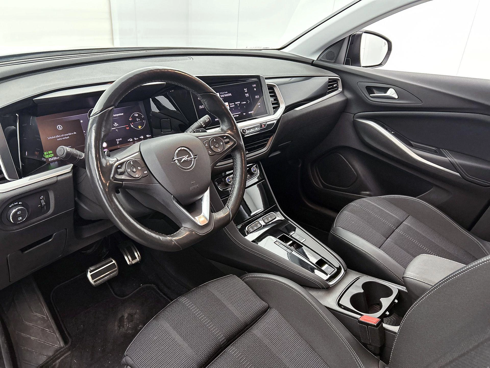 Opel Grandland 1.6 Turbo Plug-In Hybrid Level 4