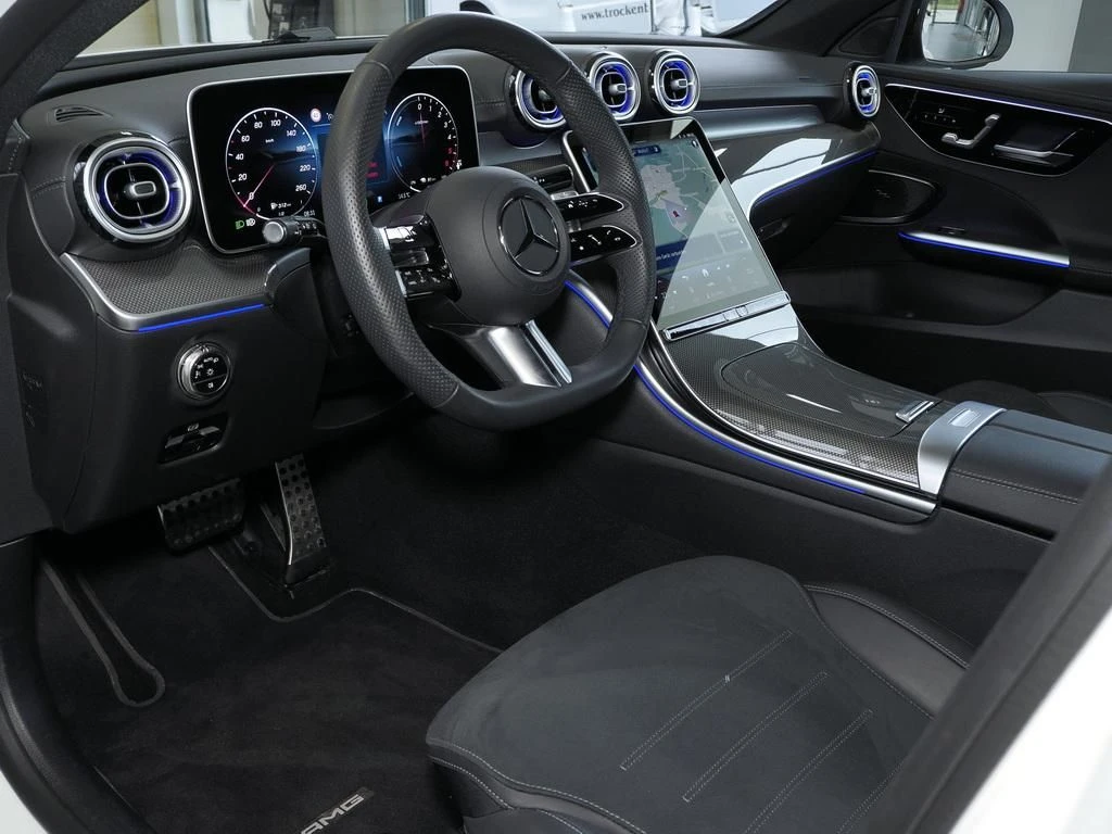 Mercedes-Benz-C-Klasse 300-image-8