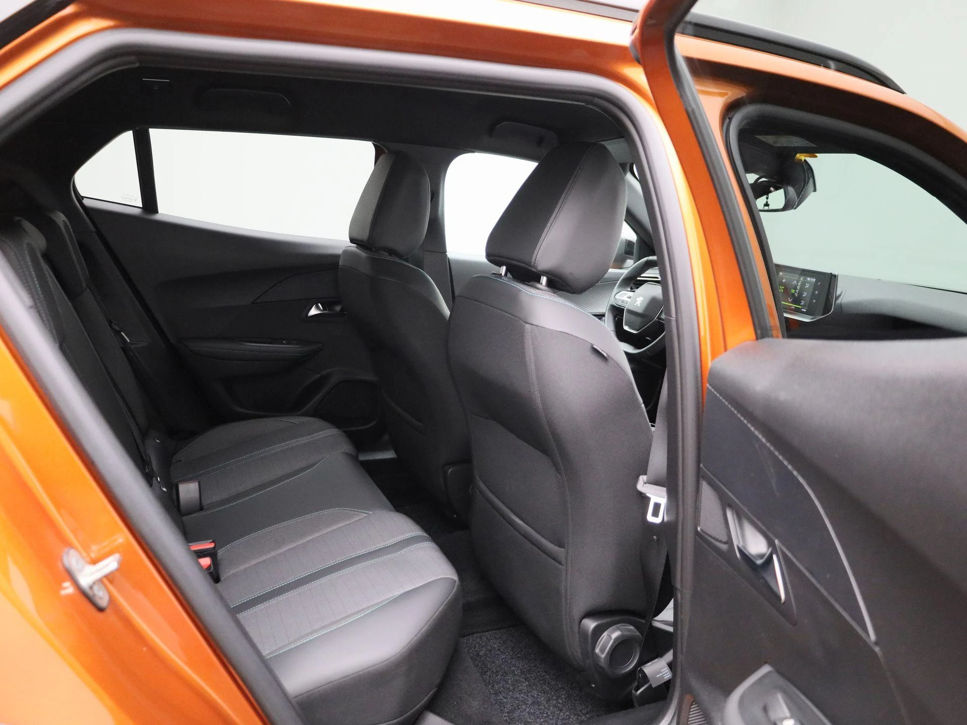 Peugeot 2008 - 32