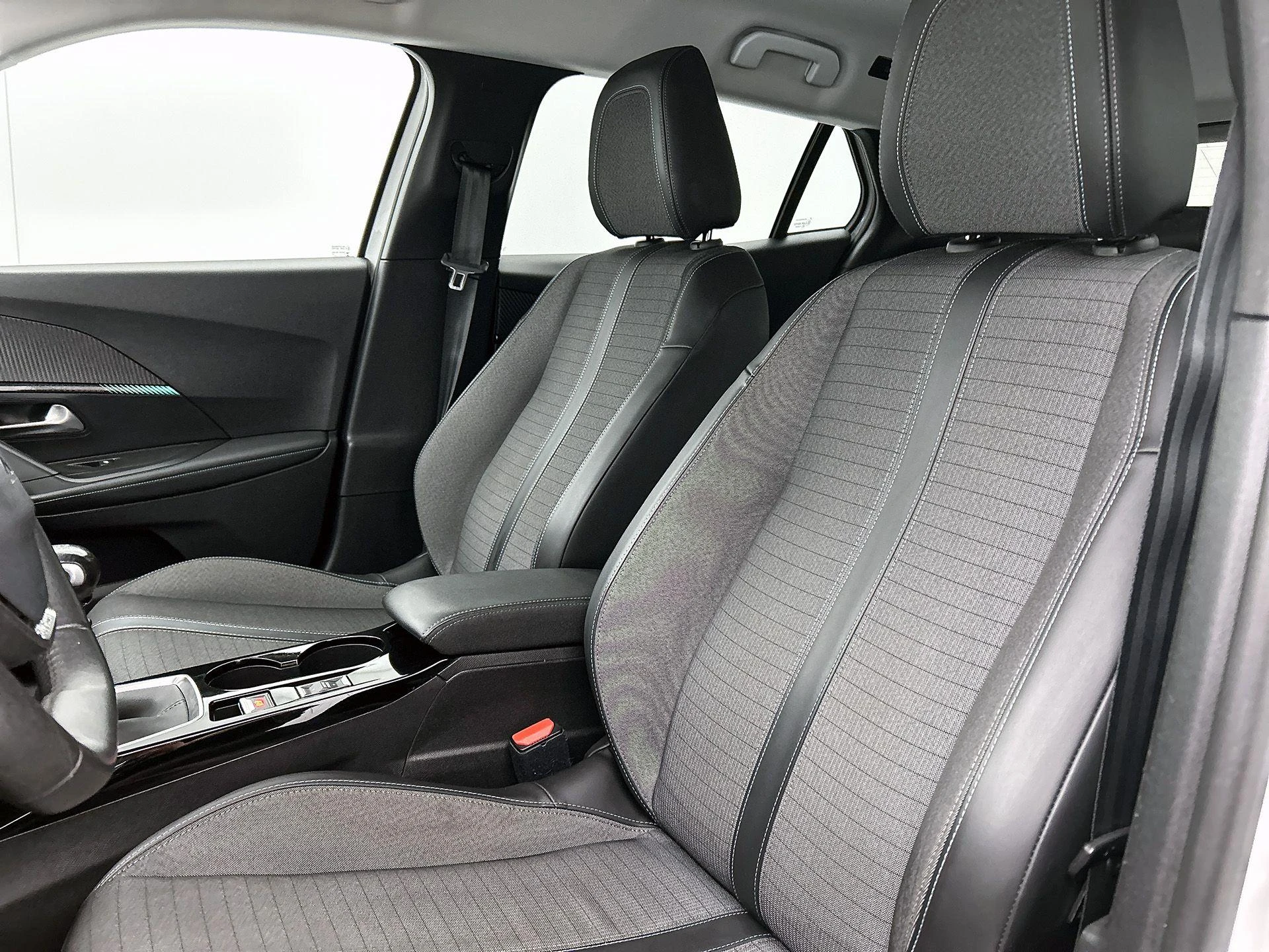 Peugeot-2008-image-29