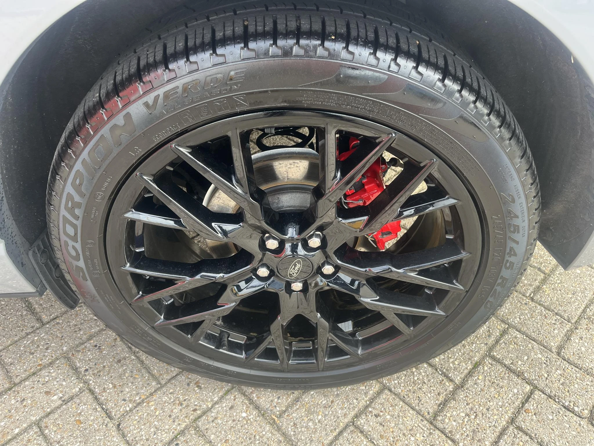 Ford-Kuga-image-28