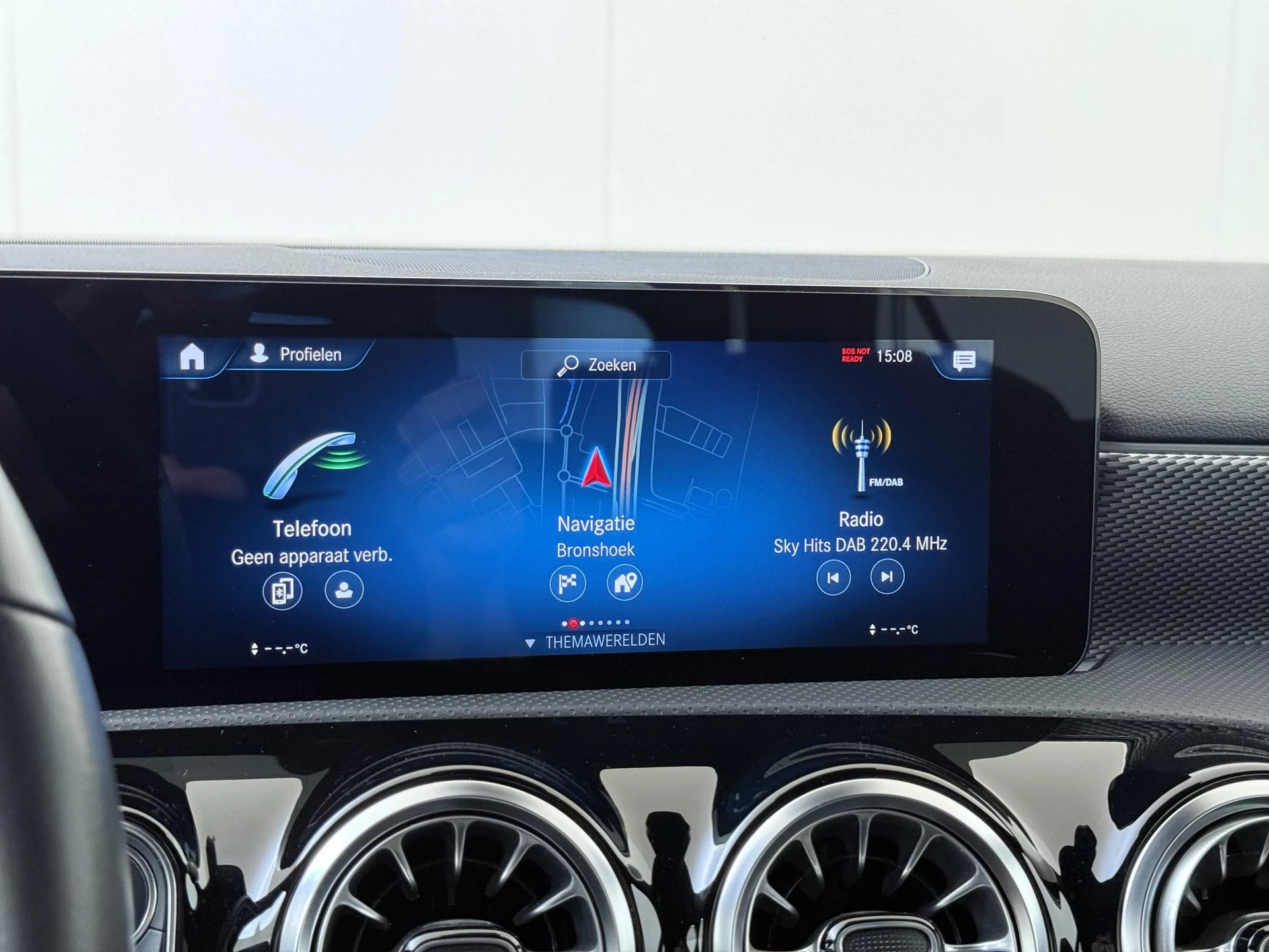 Mercedes-Benz-A-Klasse-image-16