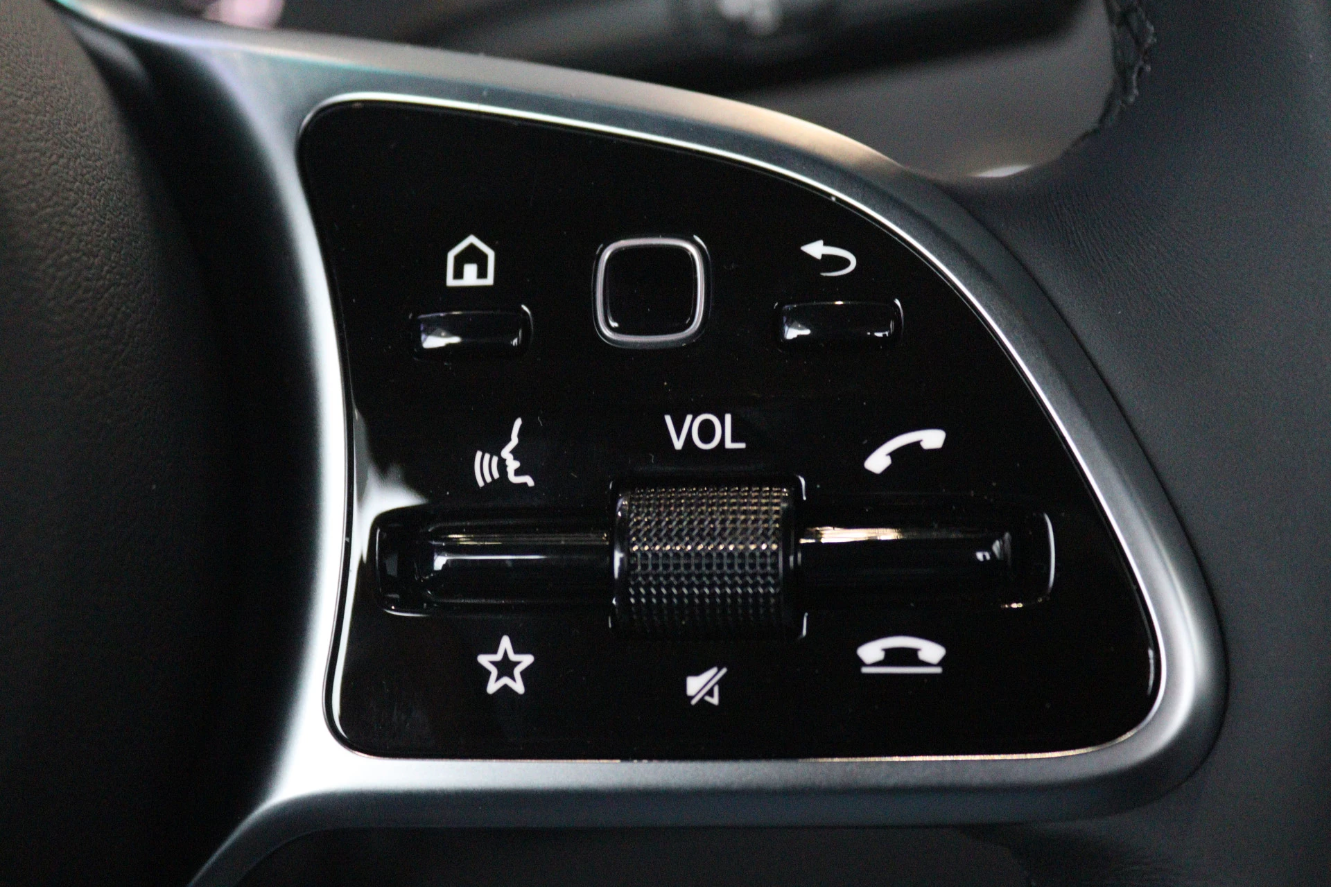 Mercedes-Benz-Sprinter-image-8