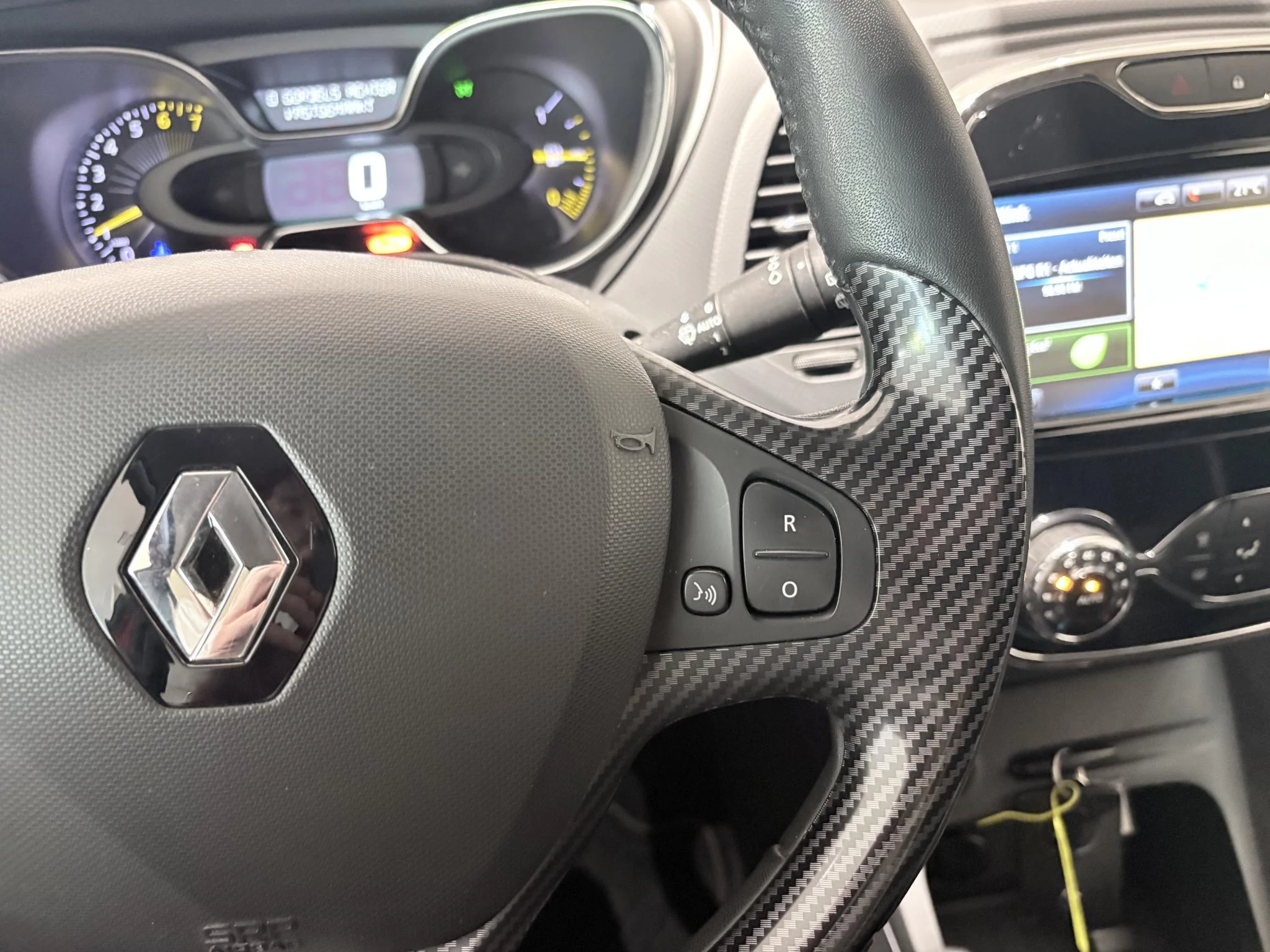 Renault-Captur-image-18