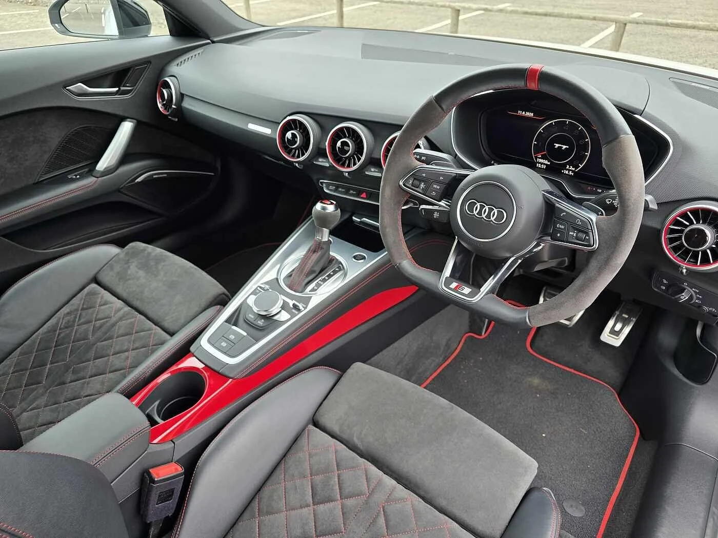 Audi-TT-image-5