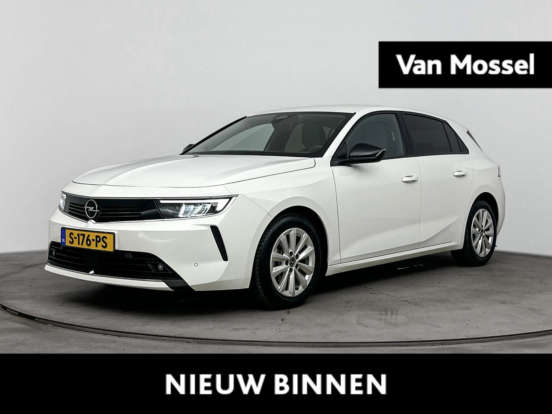 Opel-Astra-image-0