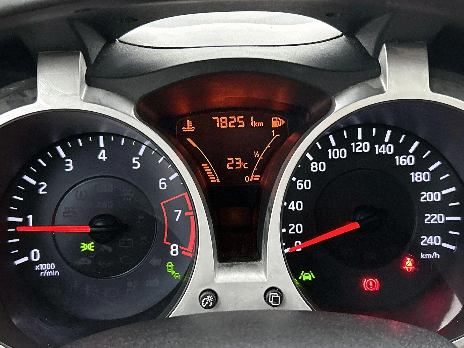 Nissan-Juke-image-18