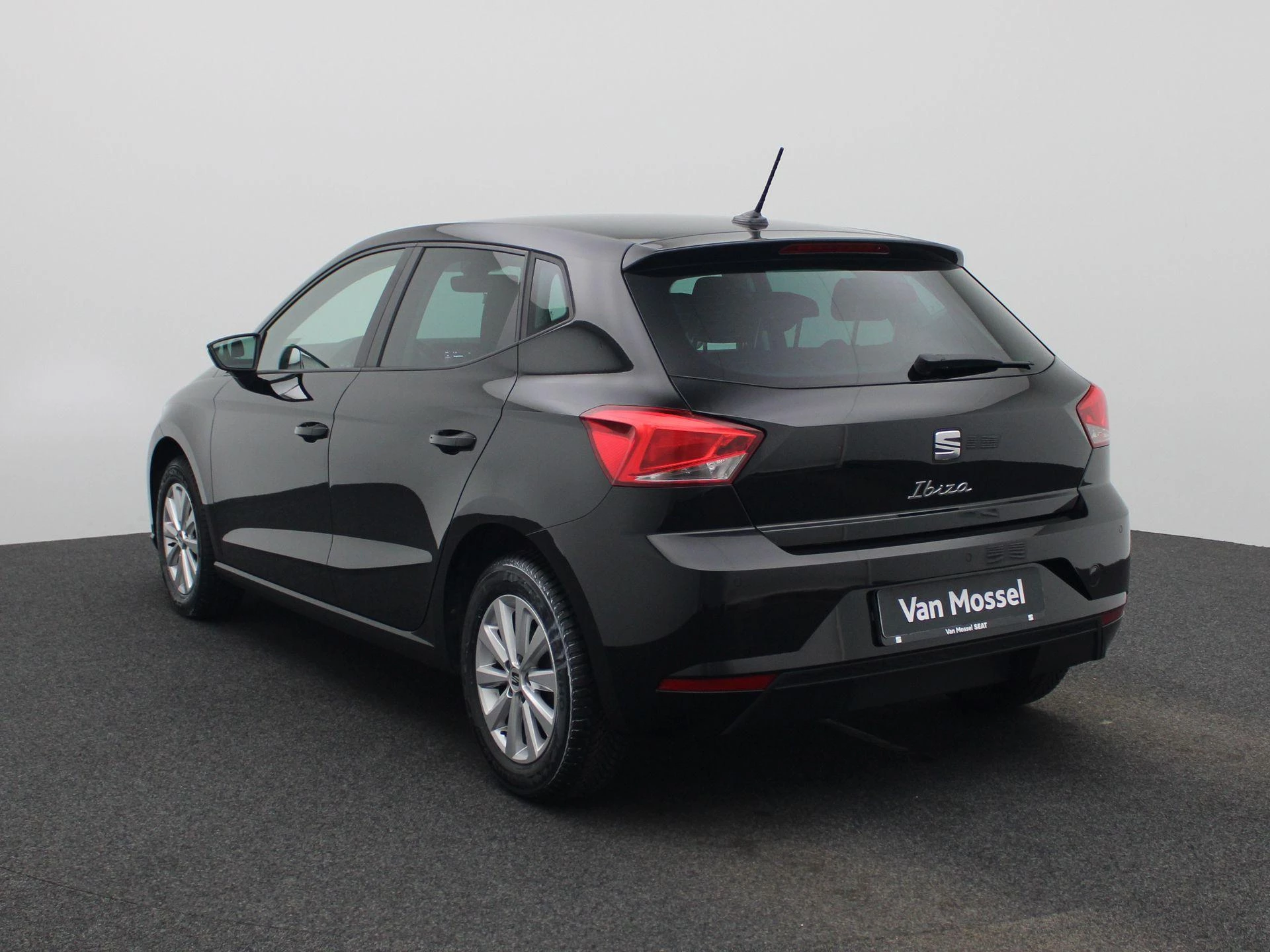 SEAT-Ibiza-image-1