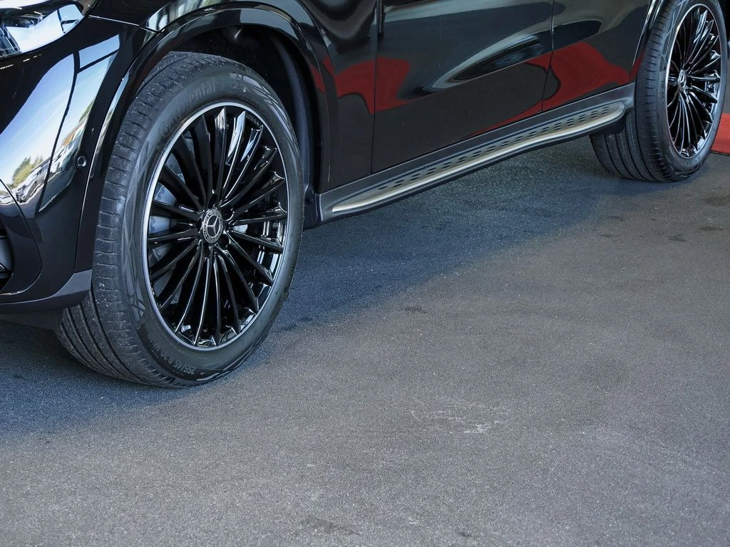 Mercedes-Benz-GLC 450 d-image-2