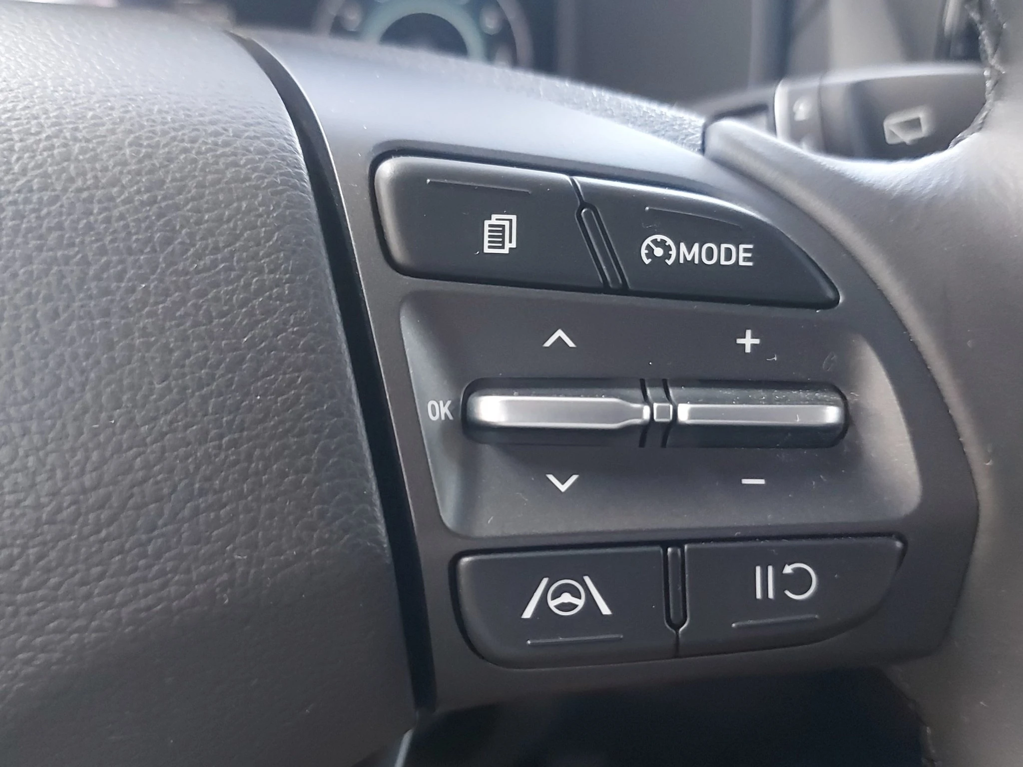 Hyundai-Kona-image-22