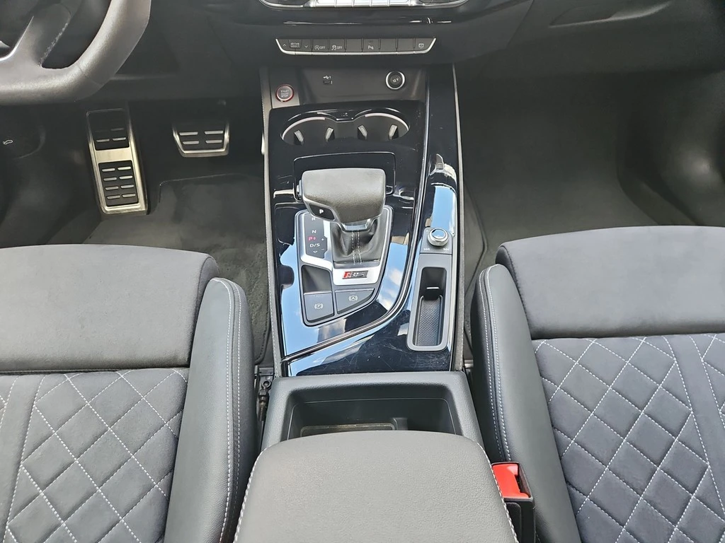 Audi-RS4-image-8