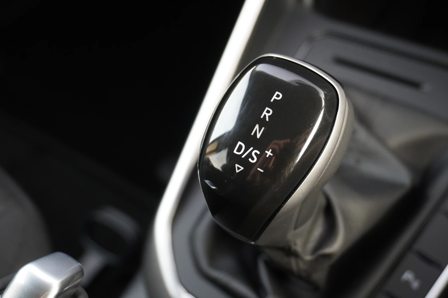 Volkswagen-Polo-image-35