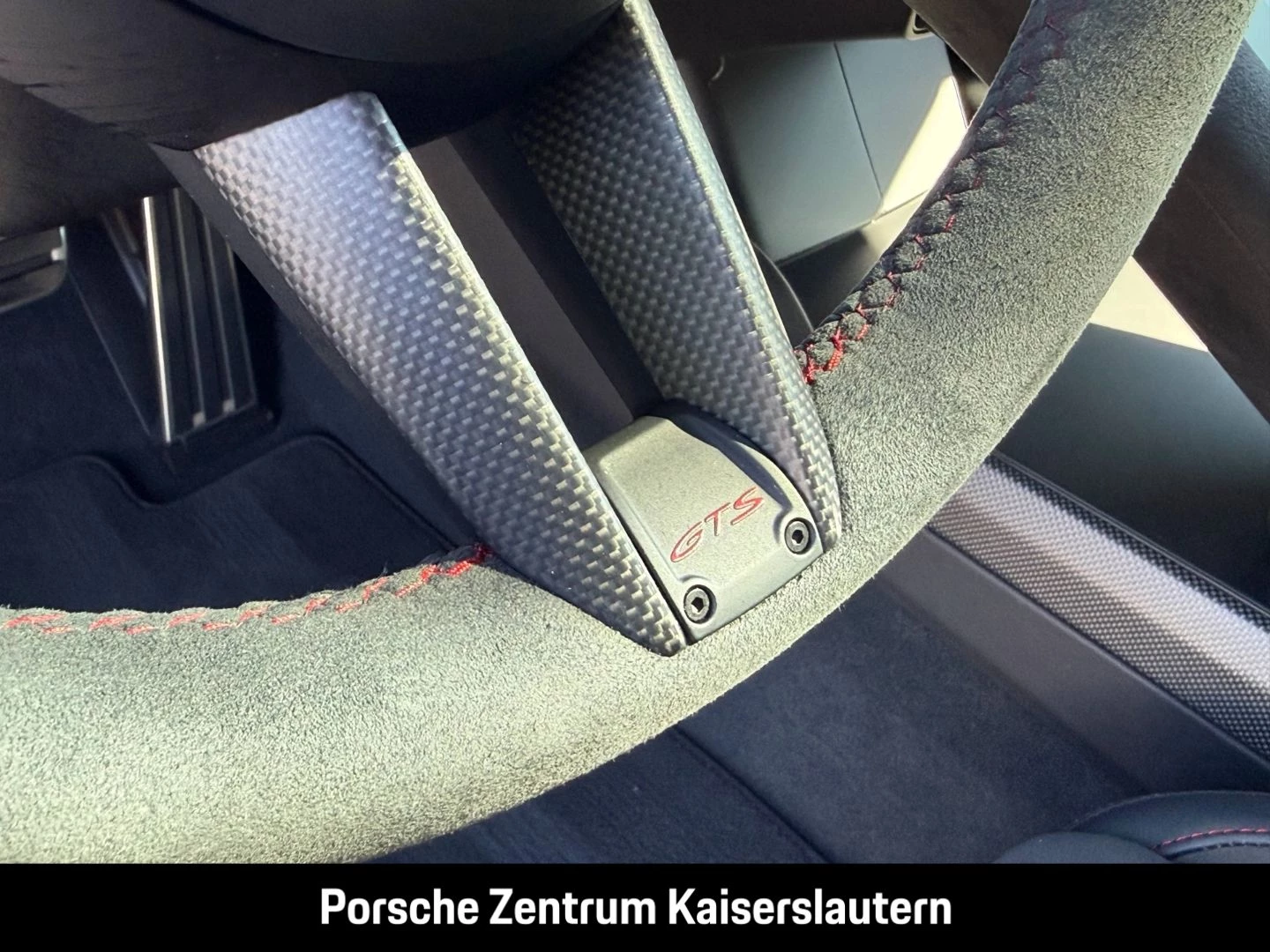 Porsche Taycan GTS HA-Lenkung InnoDrive Head-Up BOSE gts