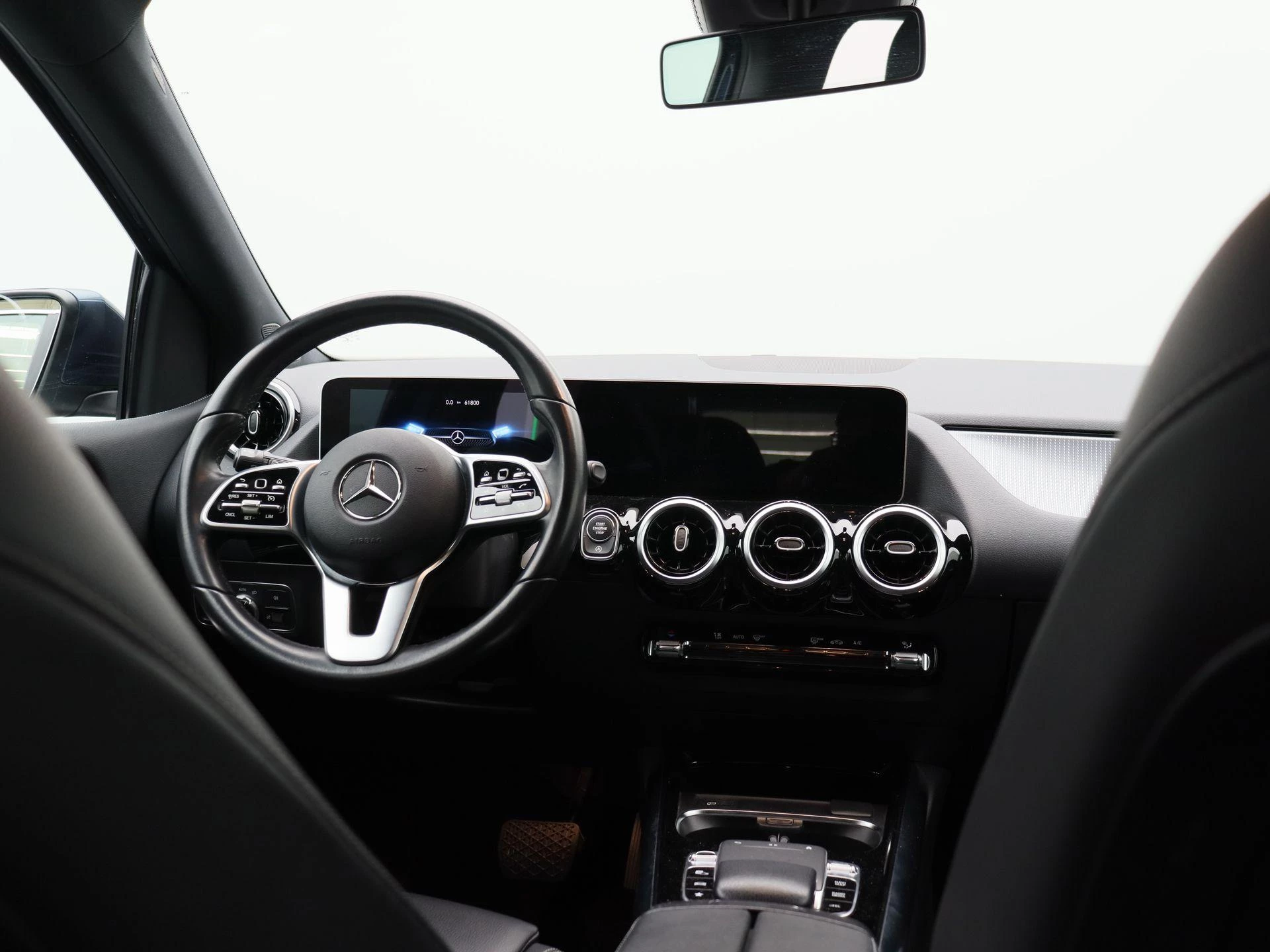 Mercedes-Benz B-Klasse 200 Luxury Line + TREKHAAK + LED + PARKEERSENSOREN +