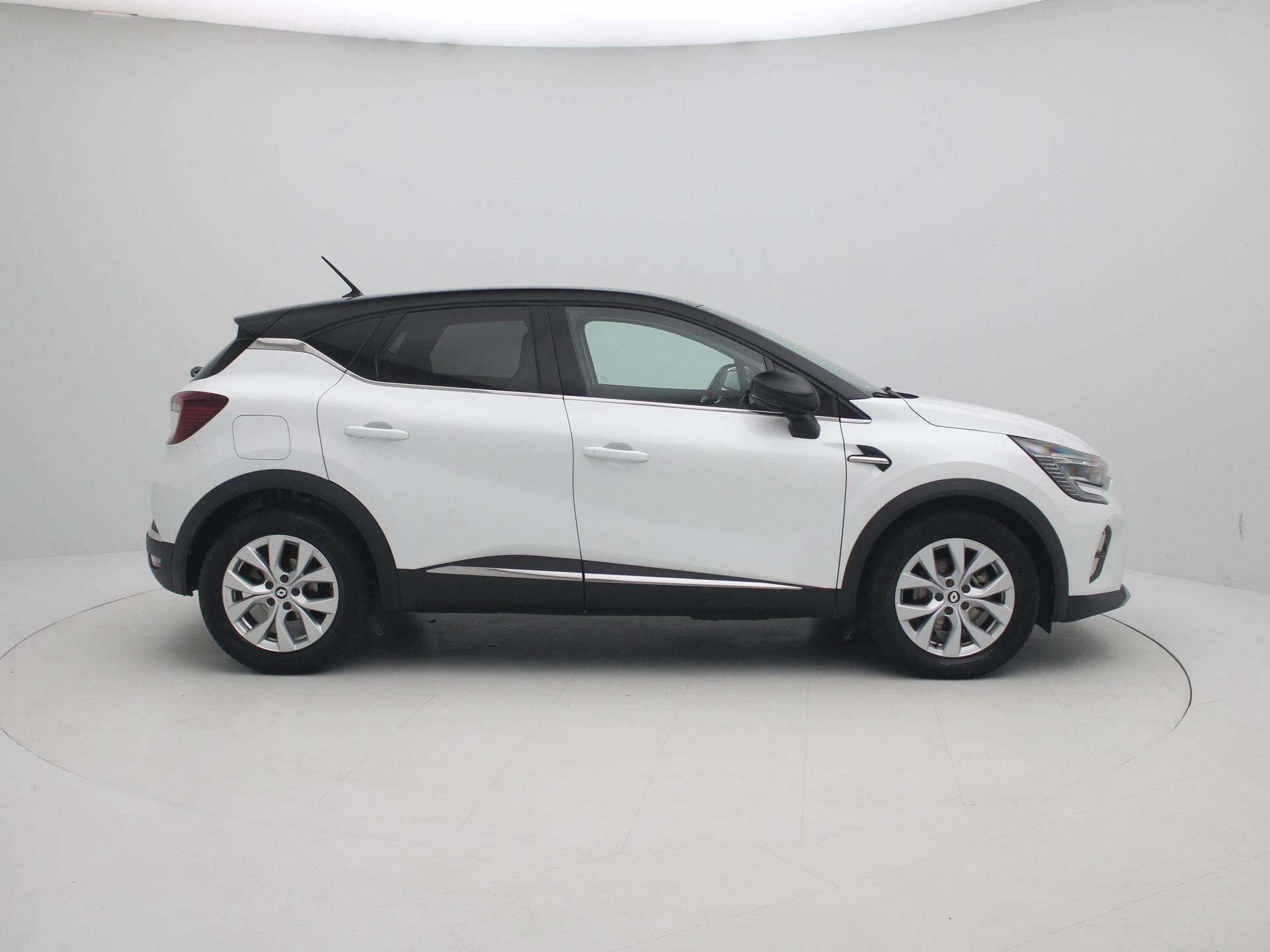 Renault-Captur-image-6