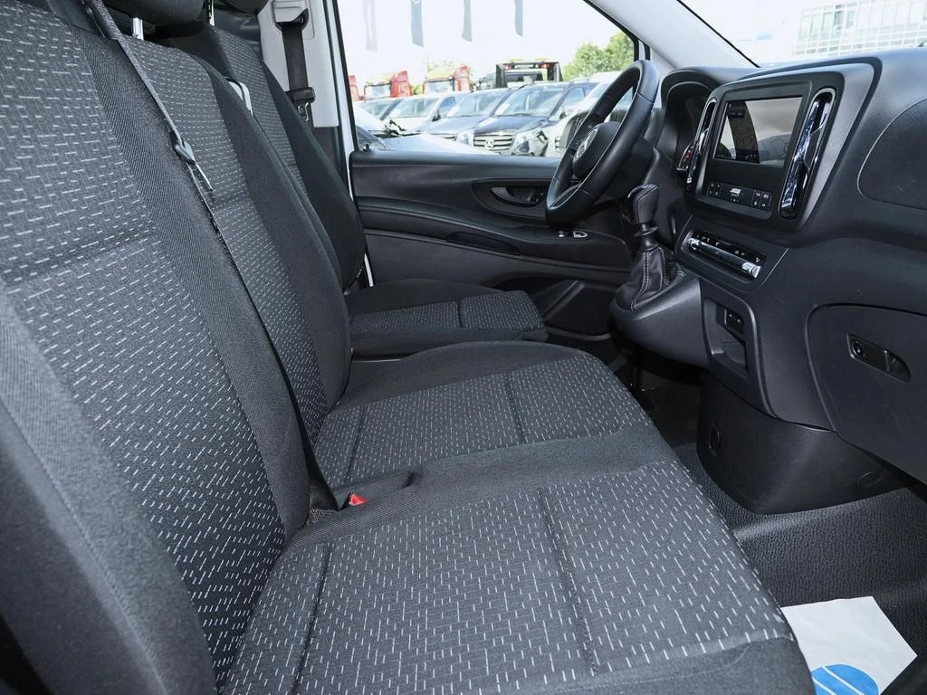Mercedes-Benz-Vito 116-image-11