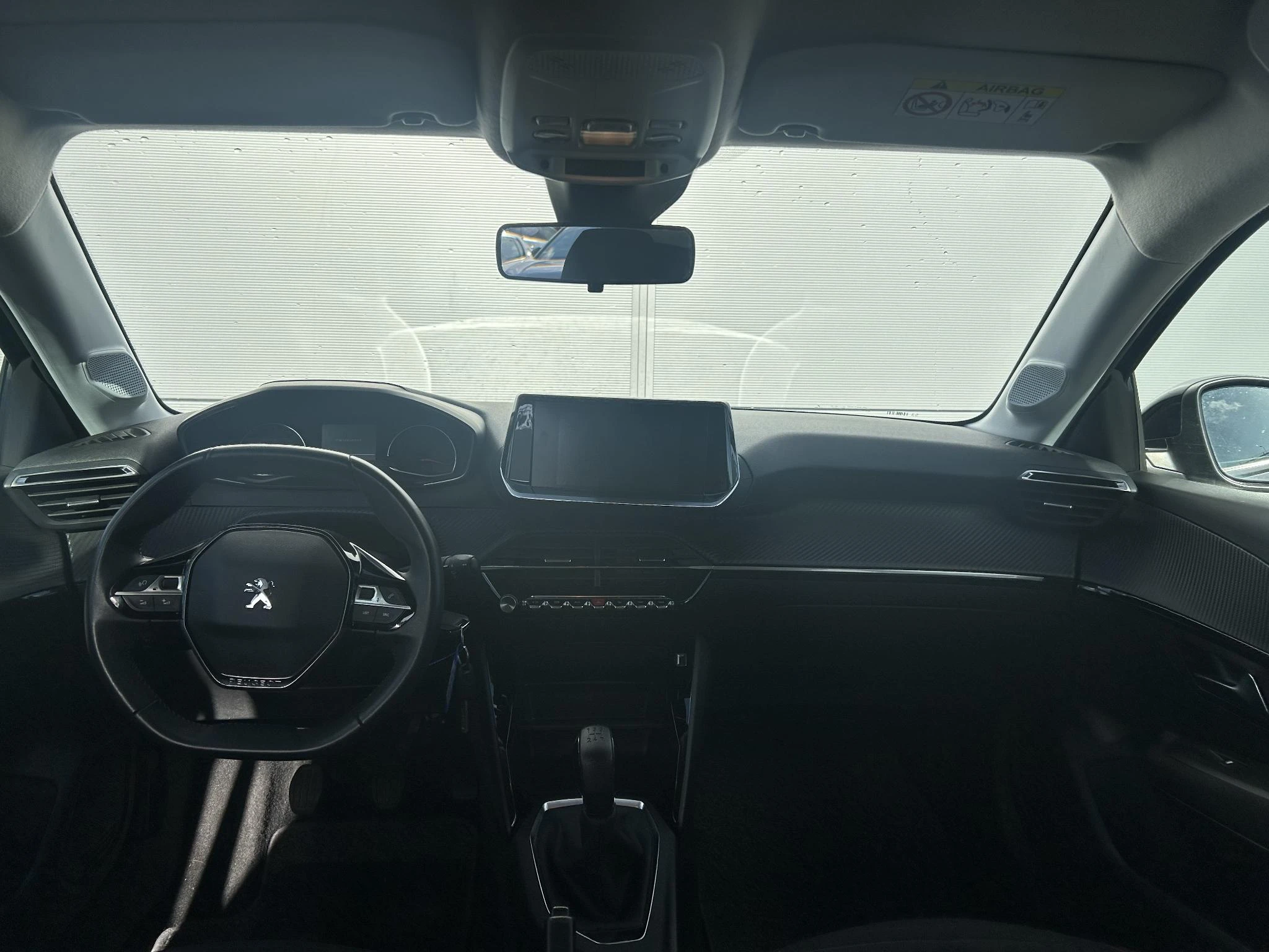 Peugeot-208-image-9