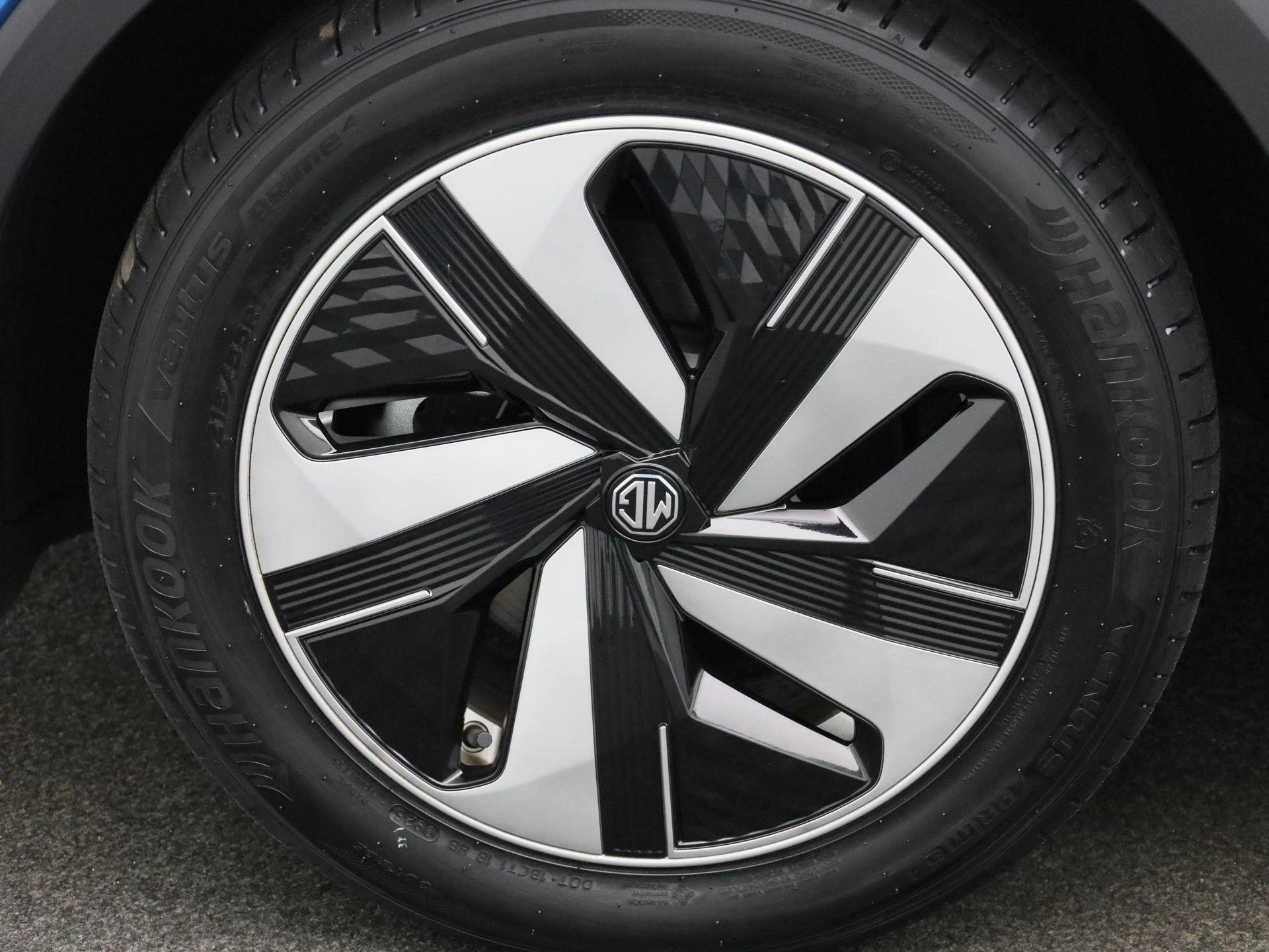 MG-ZS EV-image-12