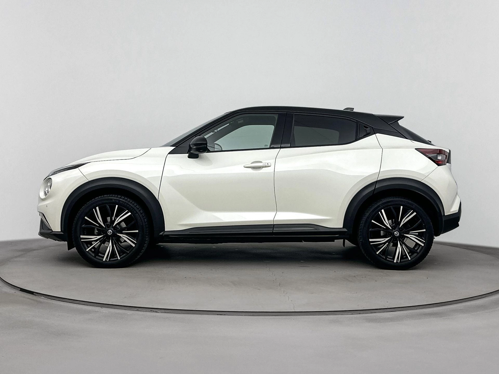 Nissan-Juke-image-2