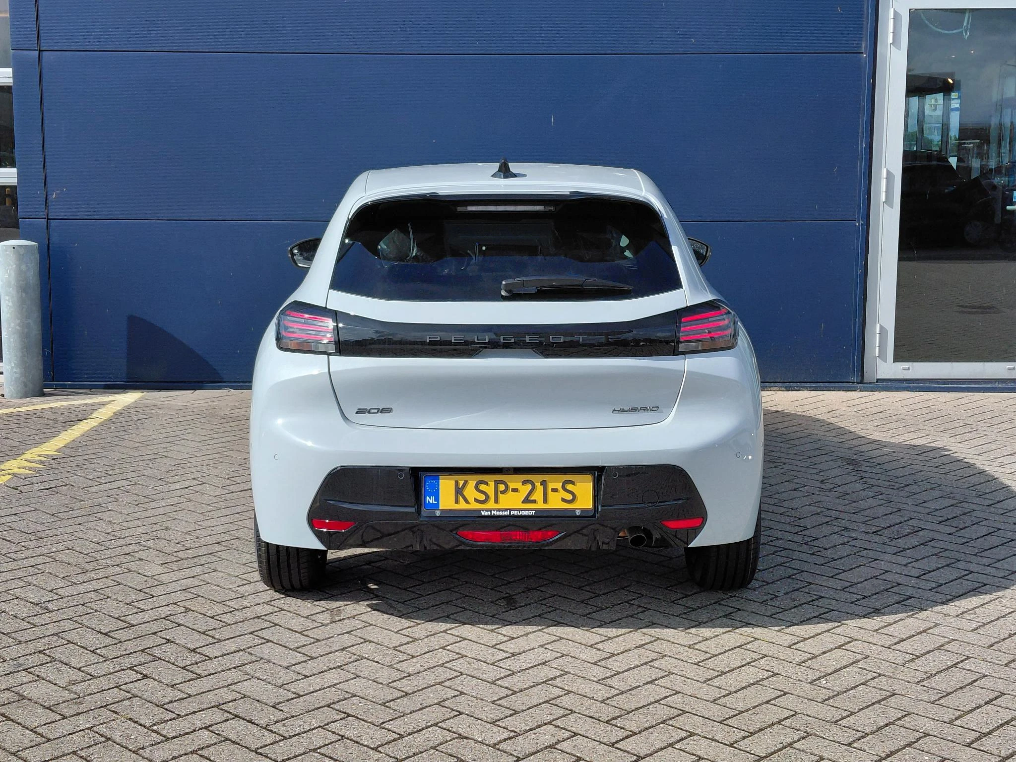 Peugeot-208-image-11