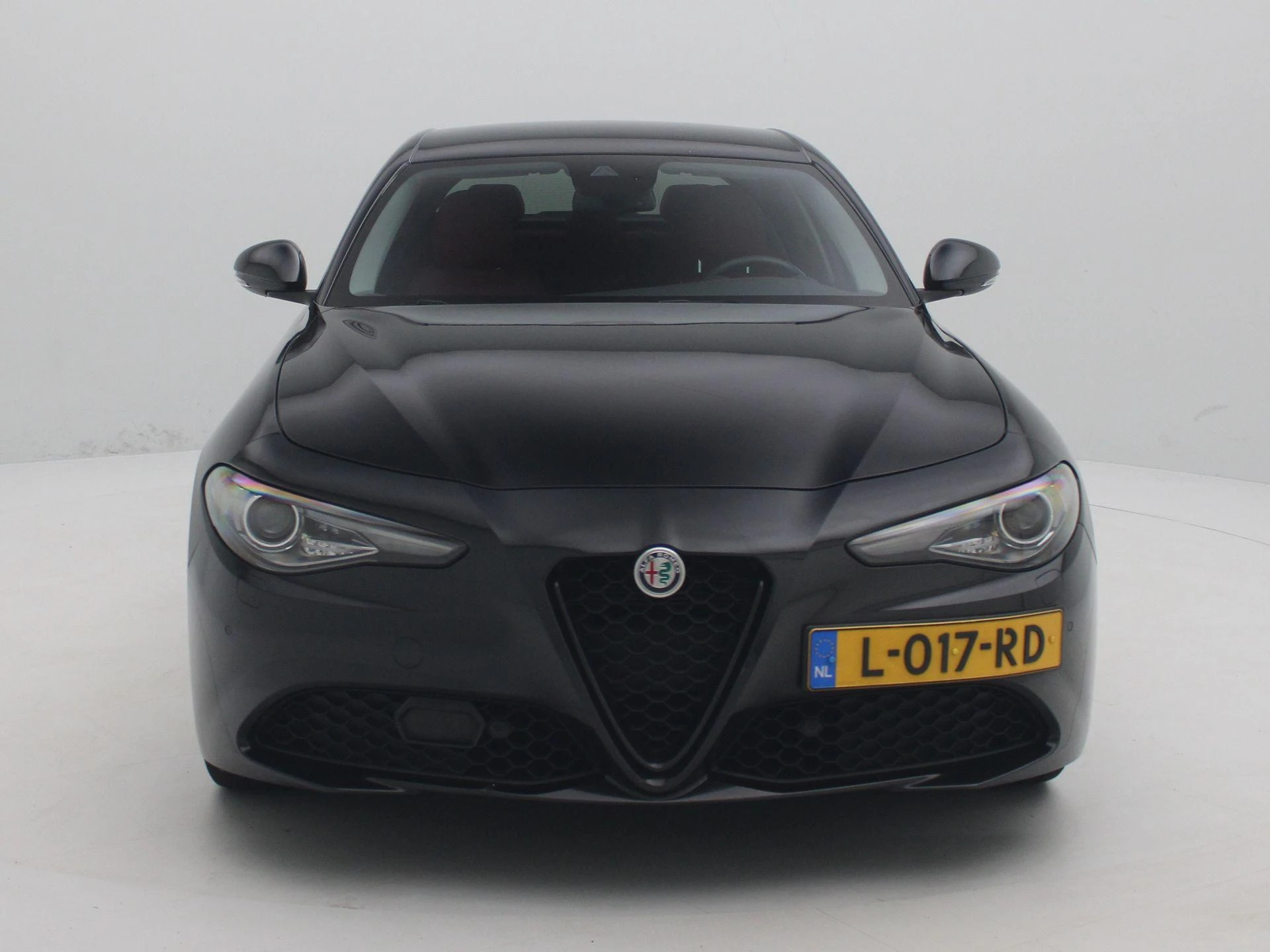 Alfa Romeo-Giulia-image-3