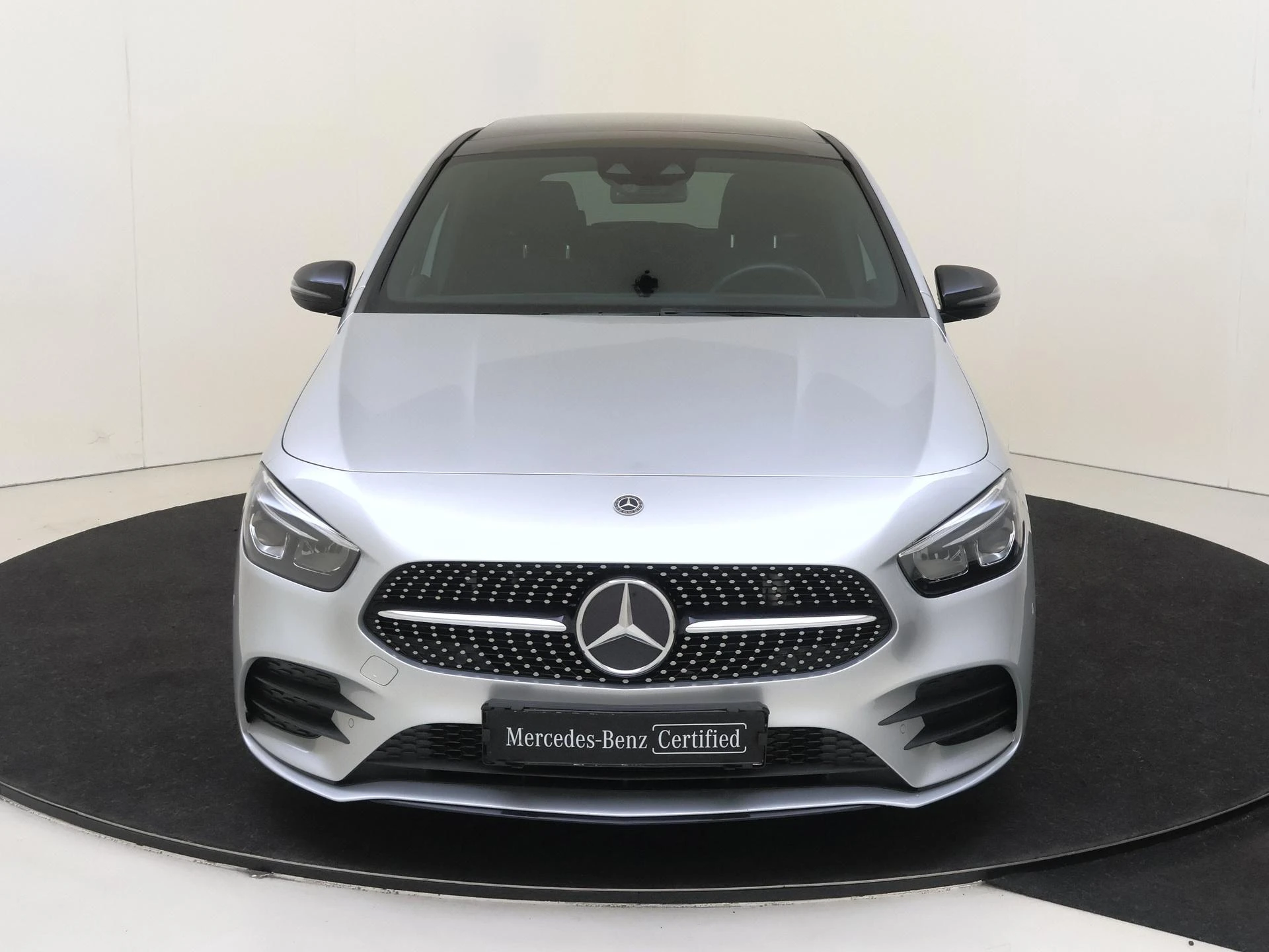Mercedes-Benz-B-Klasse-image-5