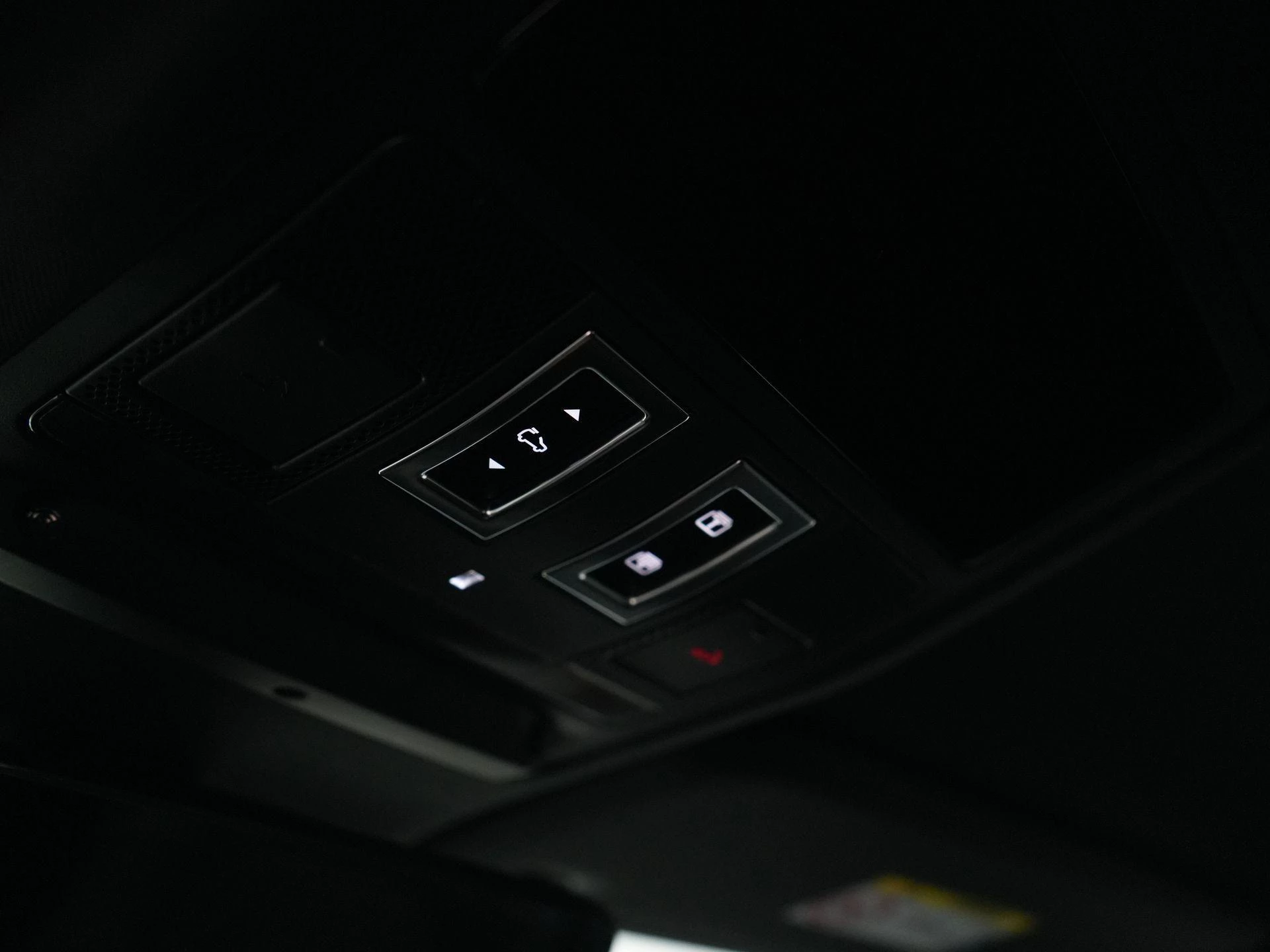 Land Rover-Defender-image-22