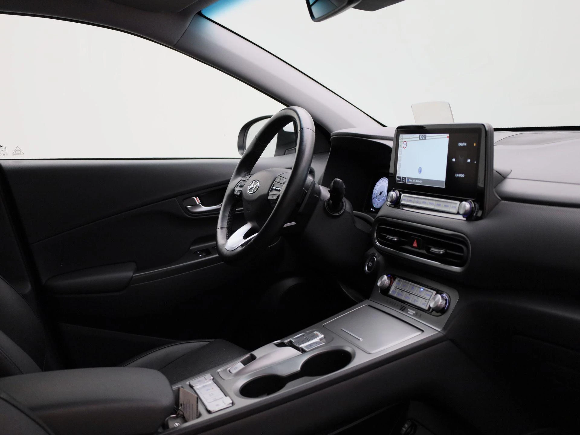 Hyundai-Kona-image-31