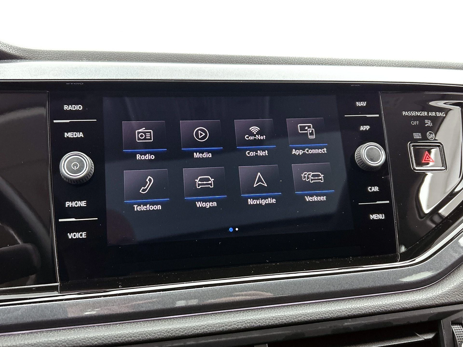 Volkswagen-Polo-image-30