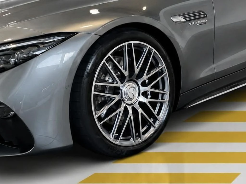 Mercedes-AMG-SL 63 AMG-image-5