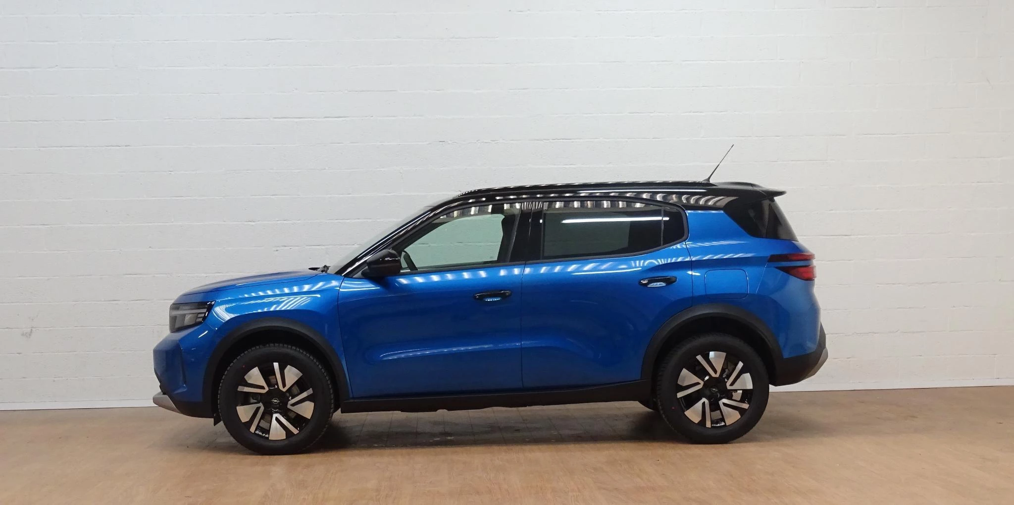 Opel-Frontera-image-4
