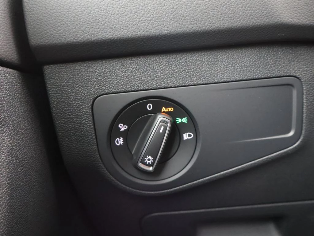 Volkswagen Tiguan eHybrid Tiguan eHybrid PHEV 1.4Elegance DSG 245PK *AUTOMAAT*NAVI*DIGITAL DASHBOARD*ALCANTARA*ZETELVERWARMING*APP CONNECT*...