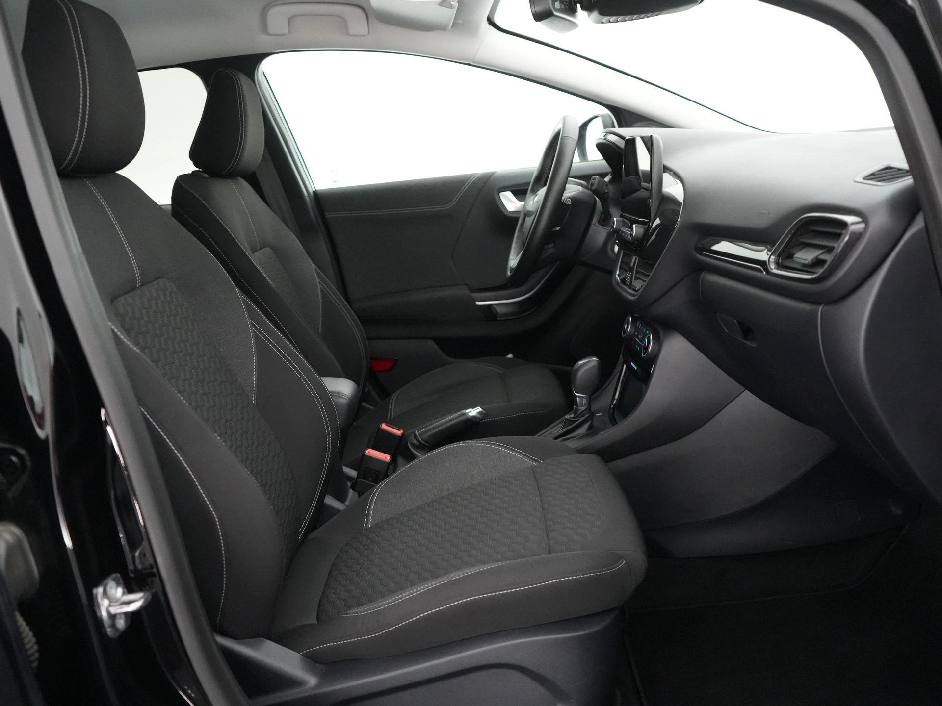 Ford Puma 1.0i Ecoboost MHEV 92kW Aut. Titanium