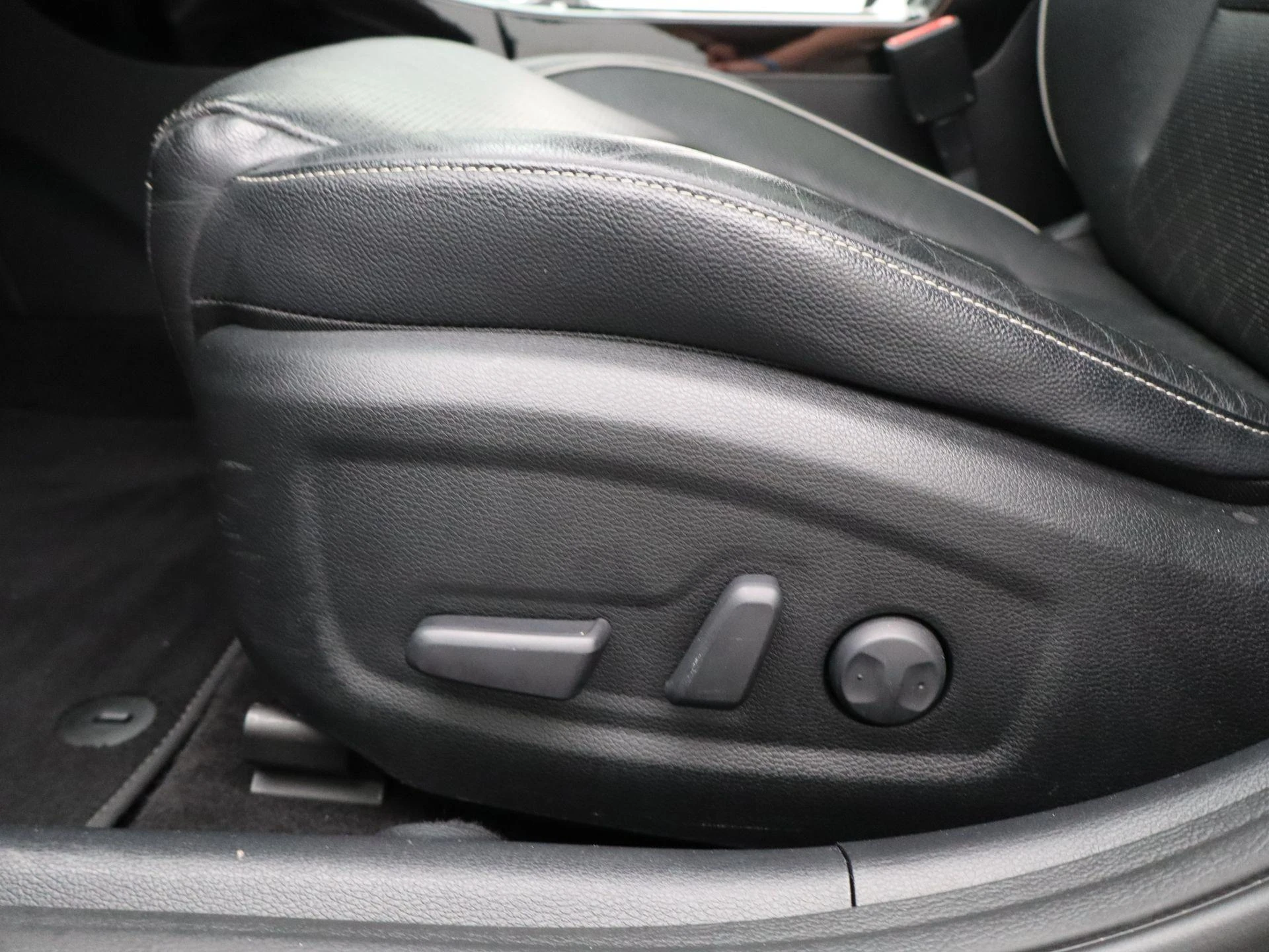 Kia-ProCeed-image-27