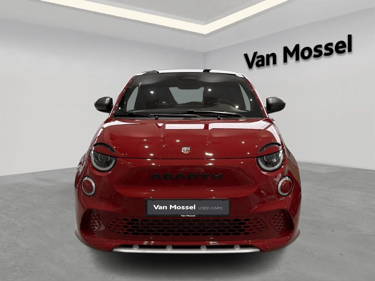 Abarth-500e-image-1