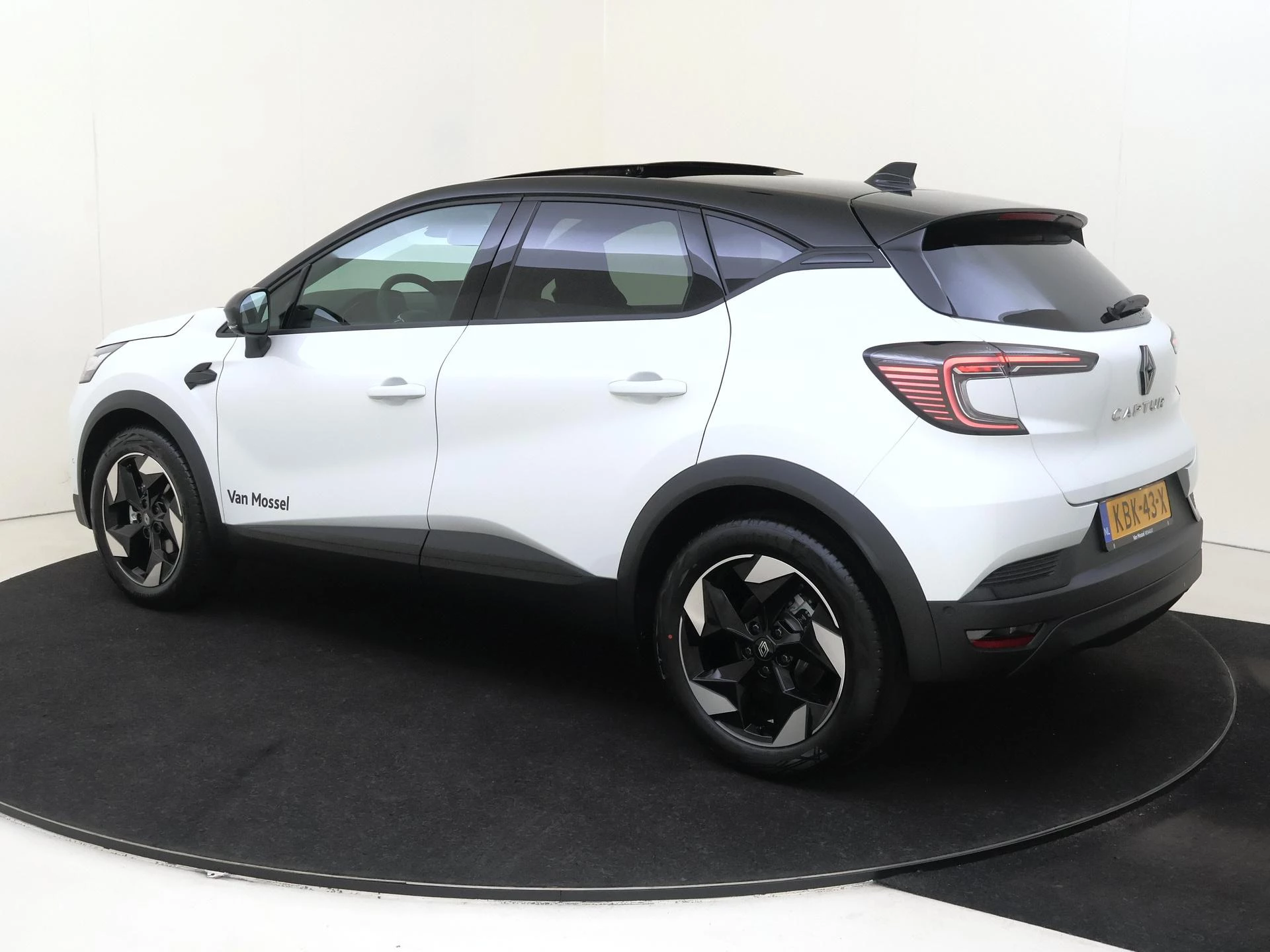 Renault-Captur-image-2