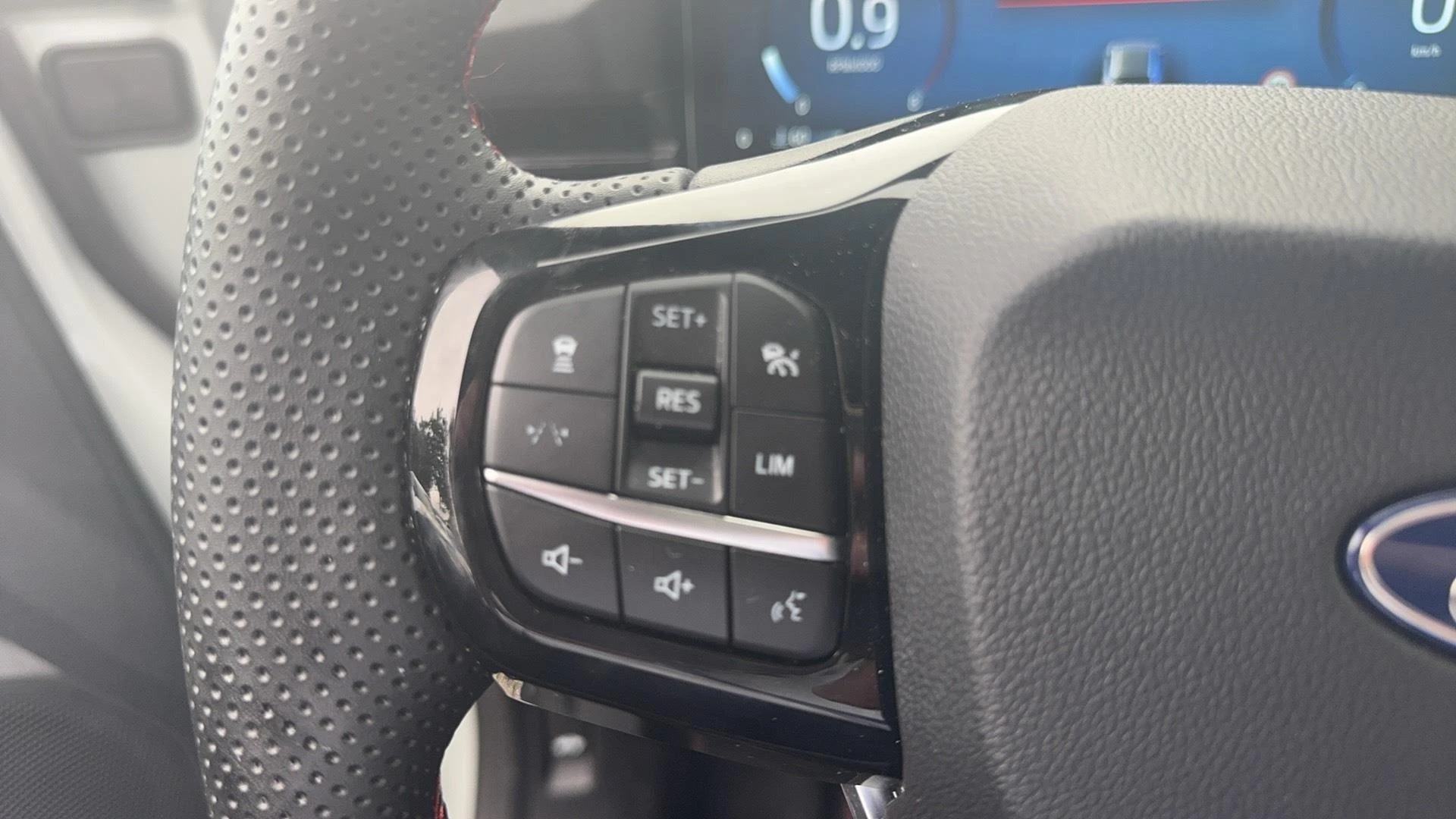 Ford Puma 1.0 EcoBoost Hybrid ST-Line X