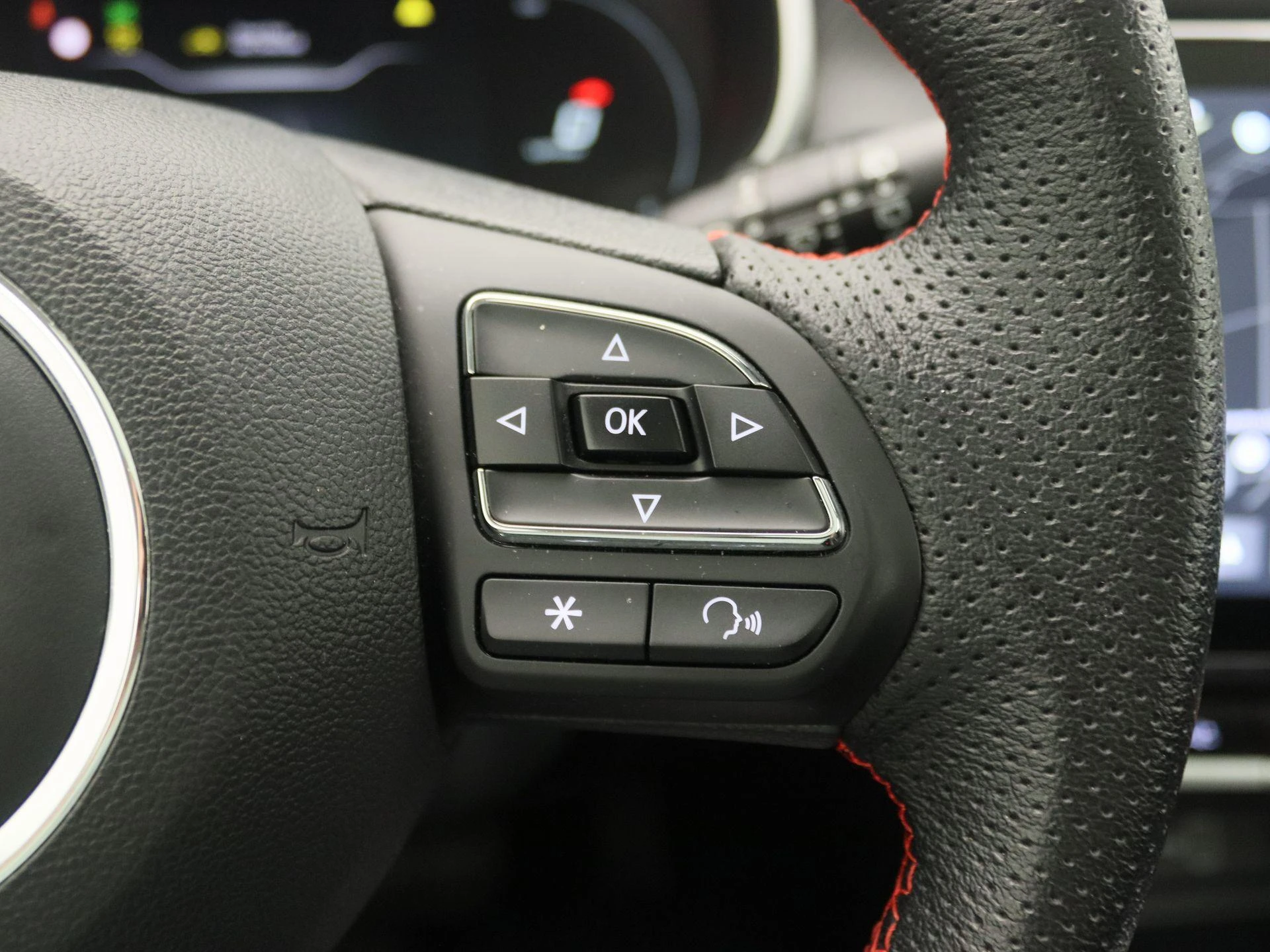 MG-ZS EV-image-16
