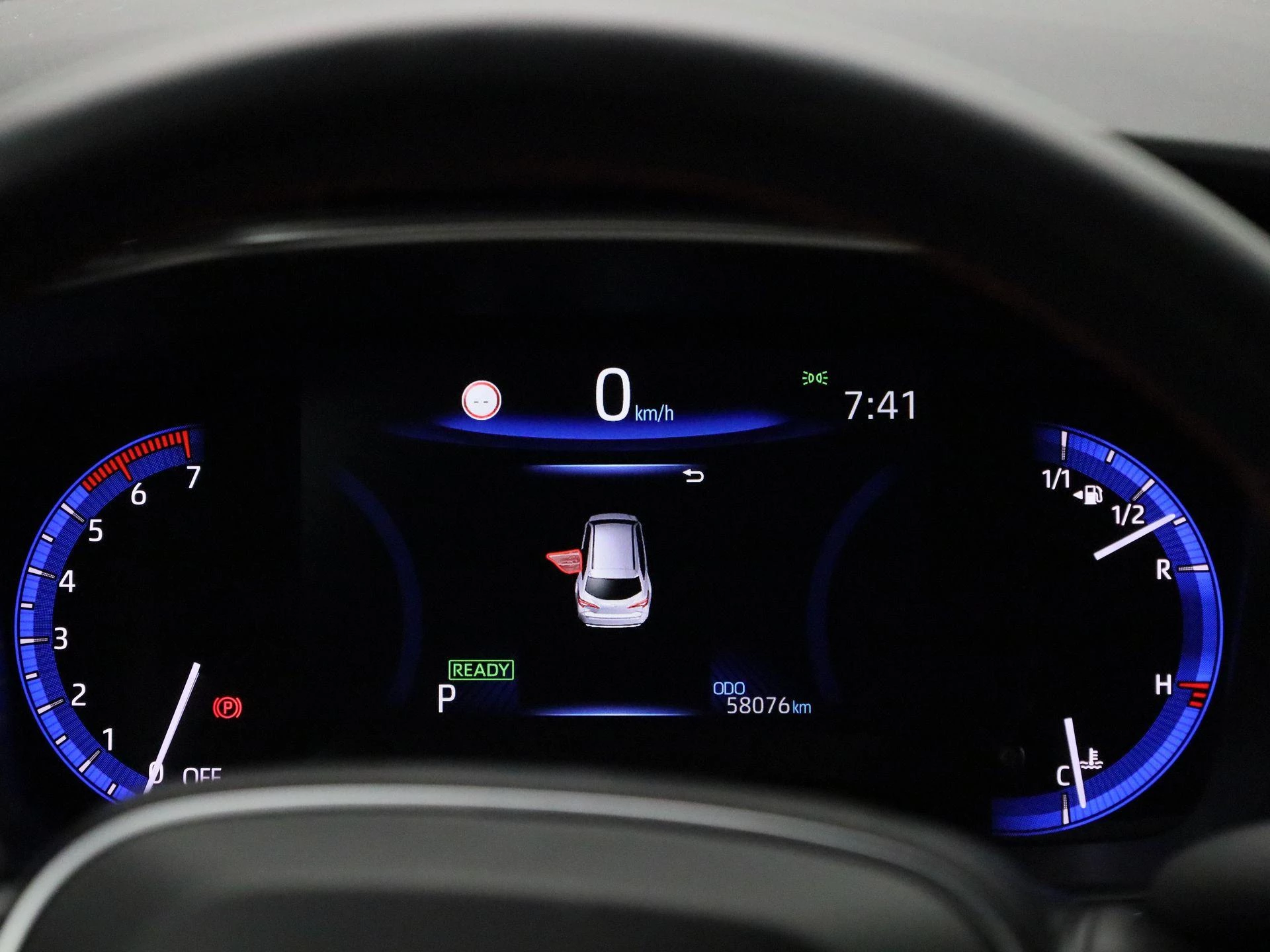 Toyota-Corolla Touring Sports-image-7