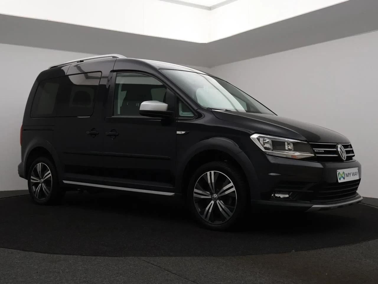 Volkswagen-Caddy-image-5