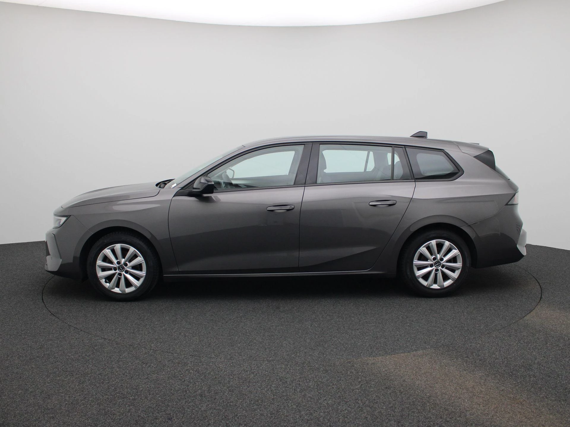 Opel-Astra-image-3