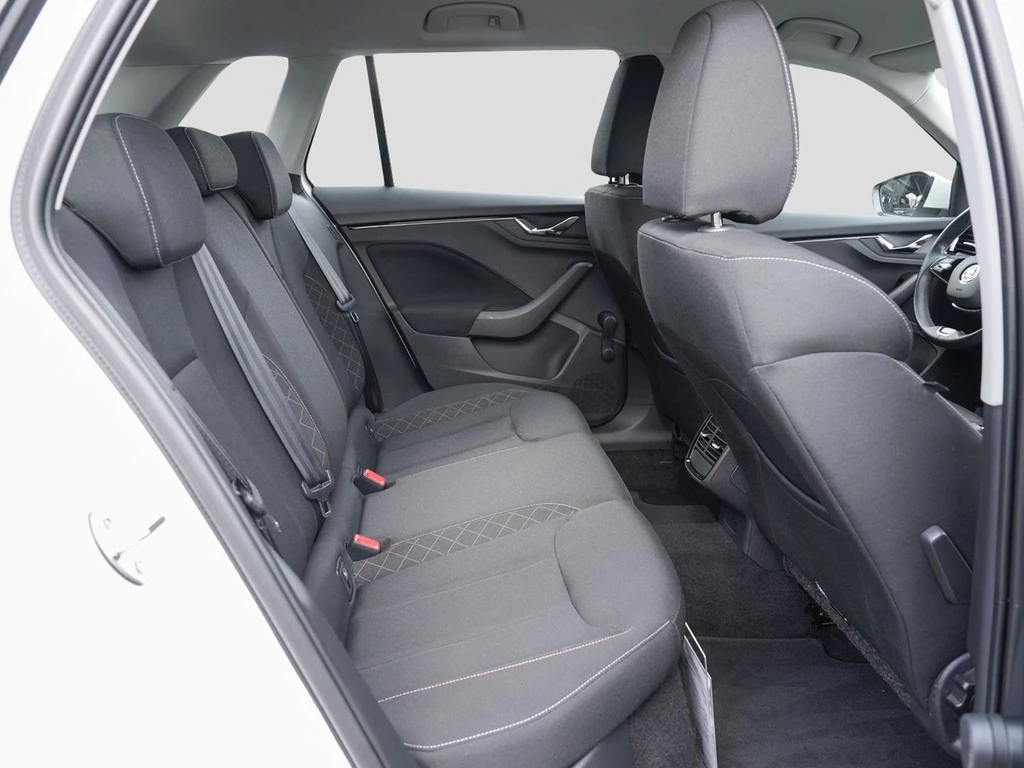 Škoda Kamiq 1,0 TSI DSG Ambition,LED,ACC,ALU Kamera,Climatronic,Park-Pilot