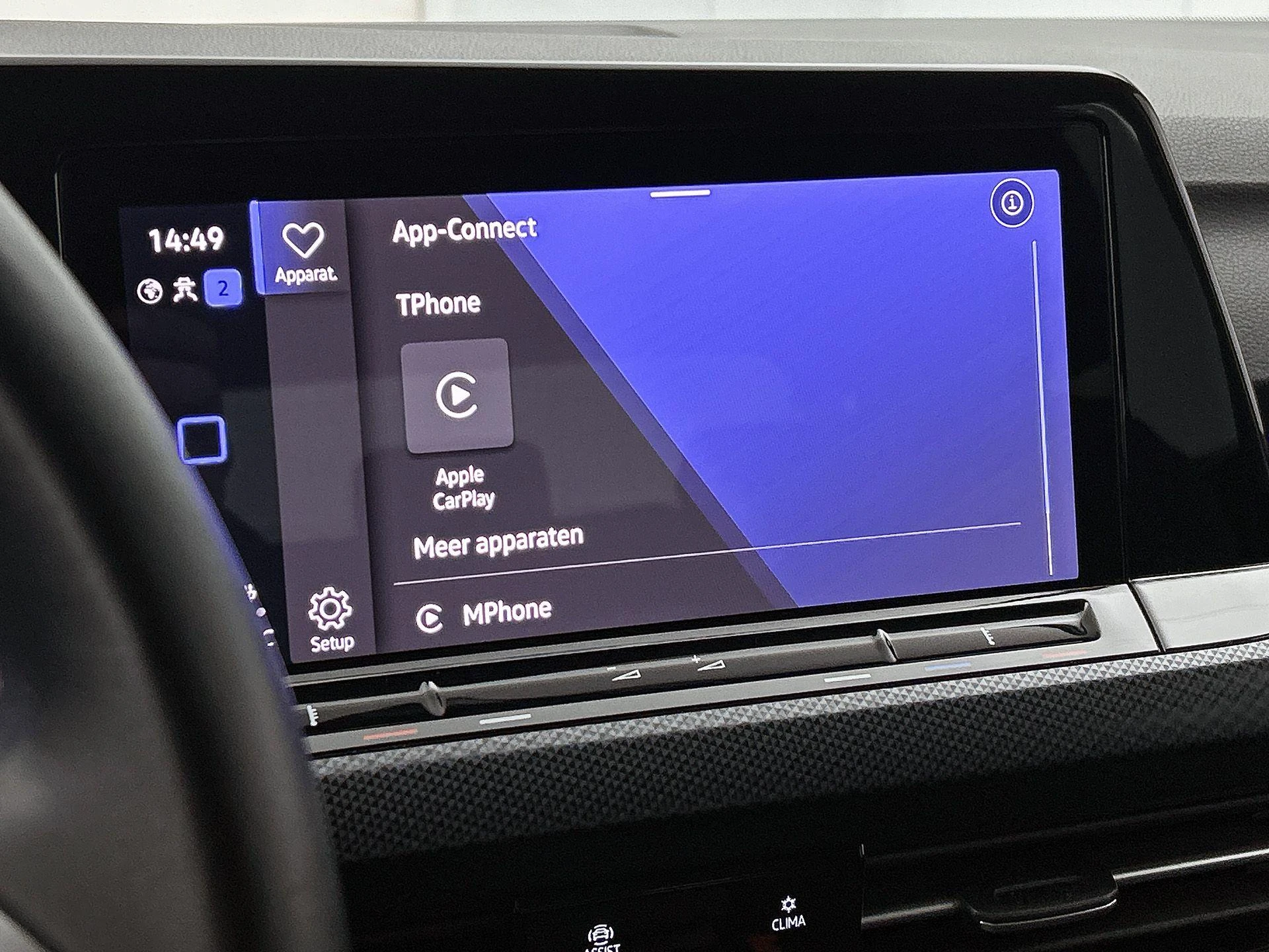 Volkswagen-Golf-image-14