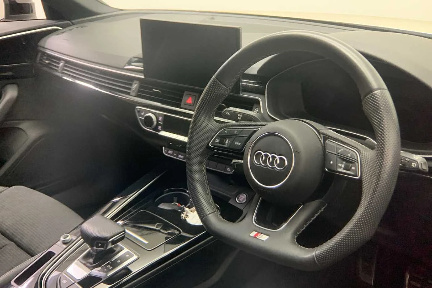 Audi-A4-image-5