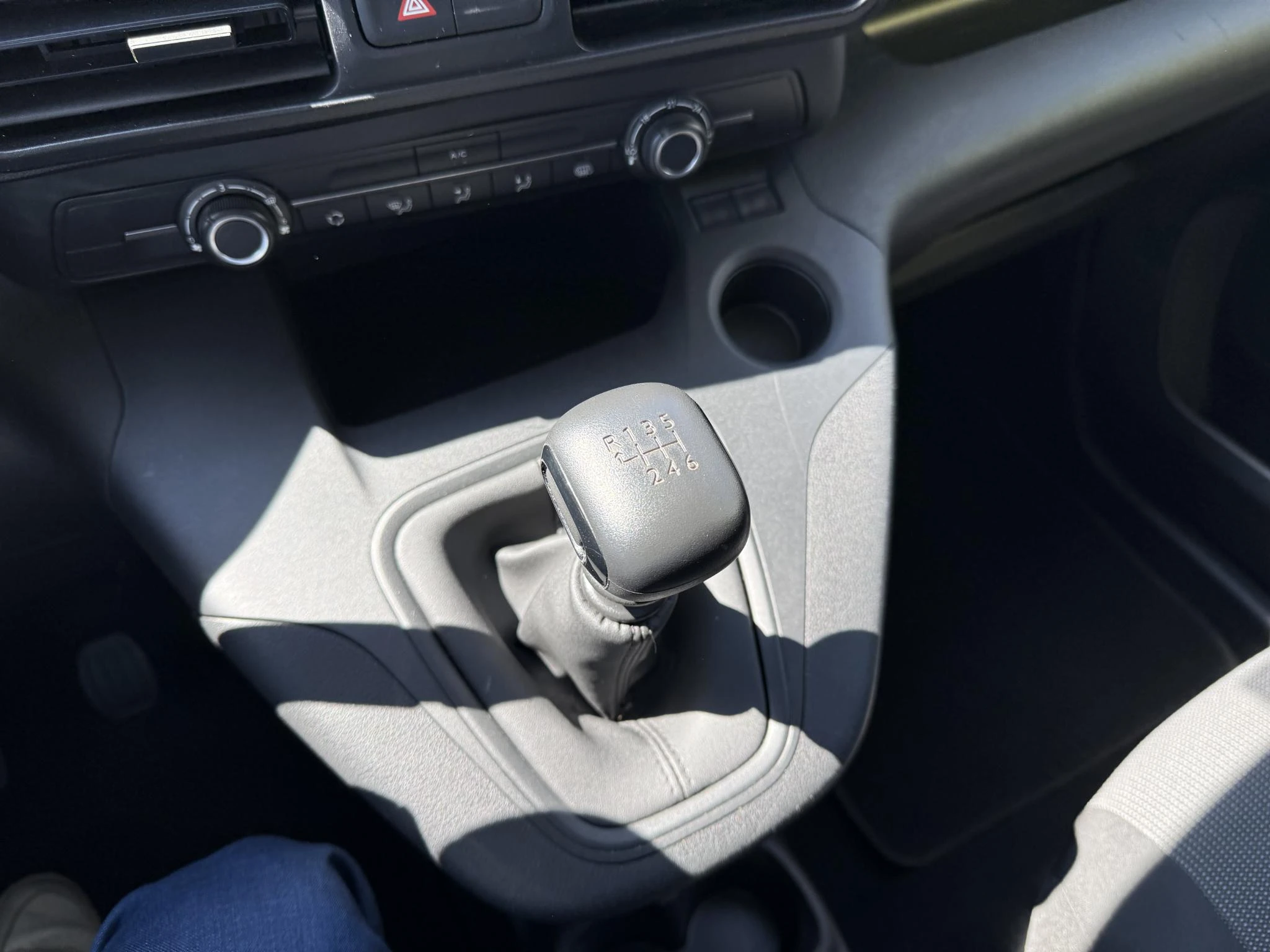 Peugeot-Partner-image-11