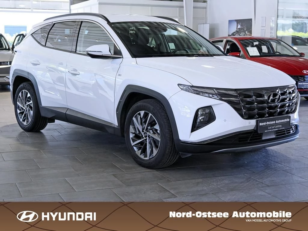 Hyundai Tucson 1.6 T-GDI TREND 4WD SHZ LHZ NAVI LED PDC Trend