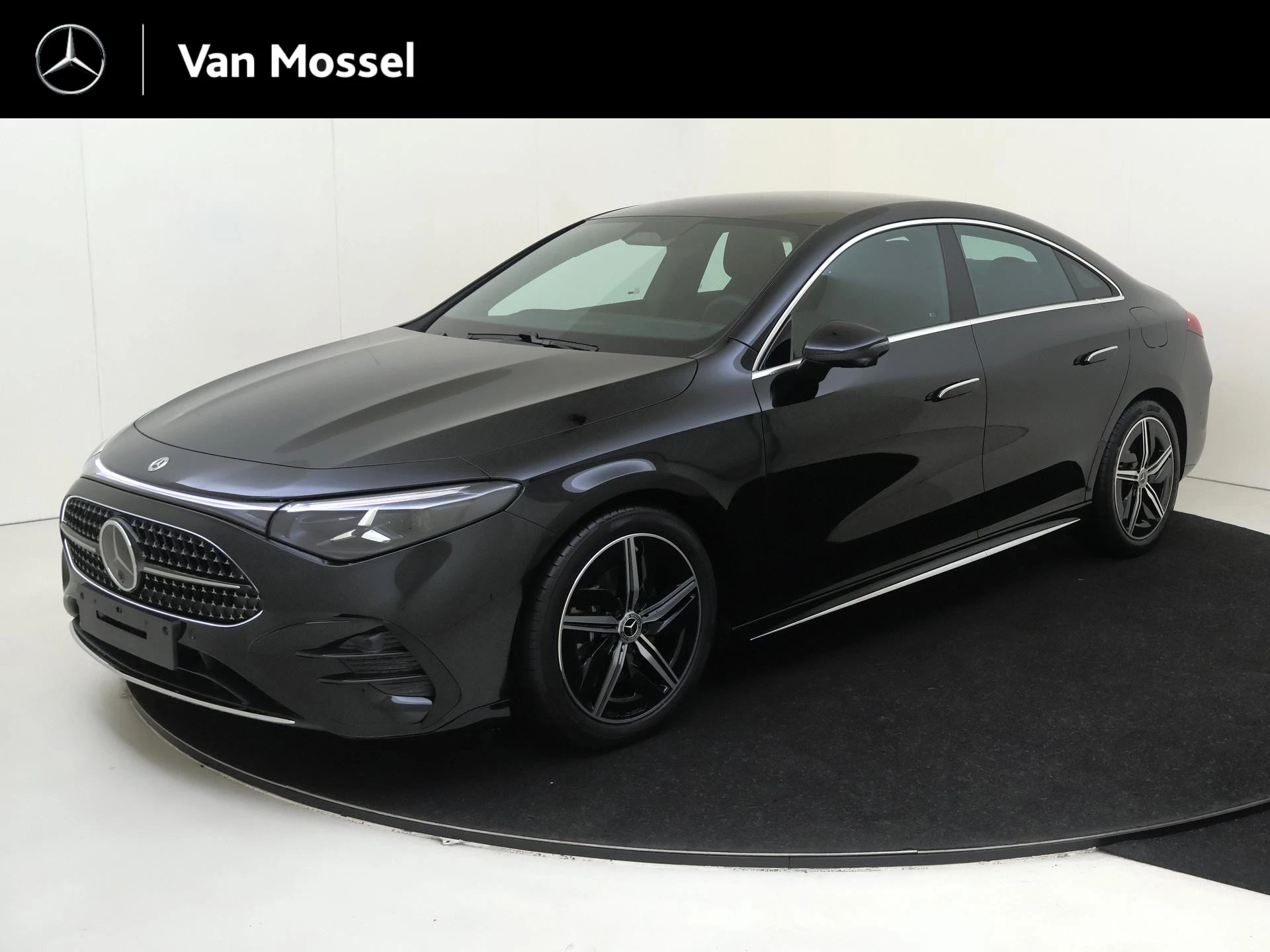 Mercedes-Benz-CLA-image-0
