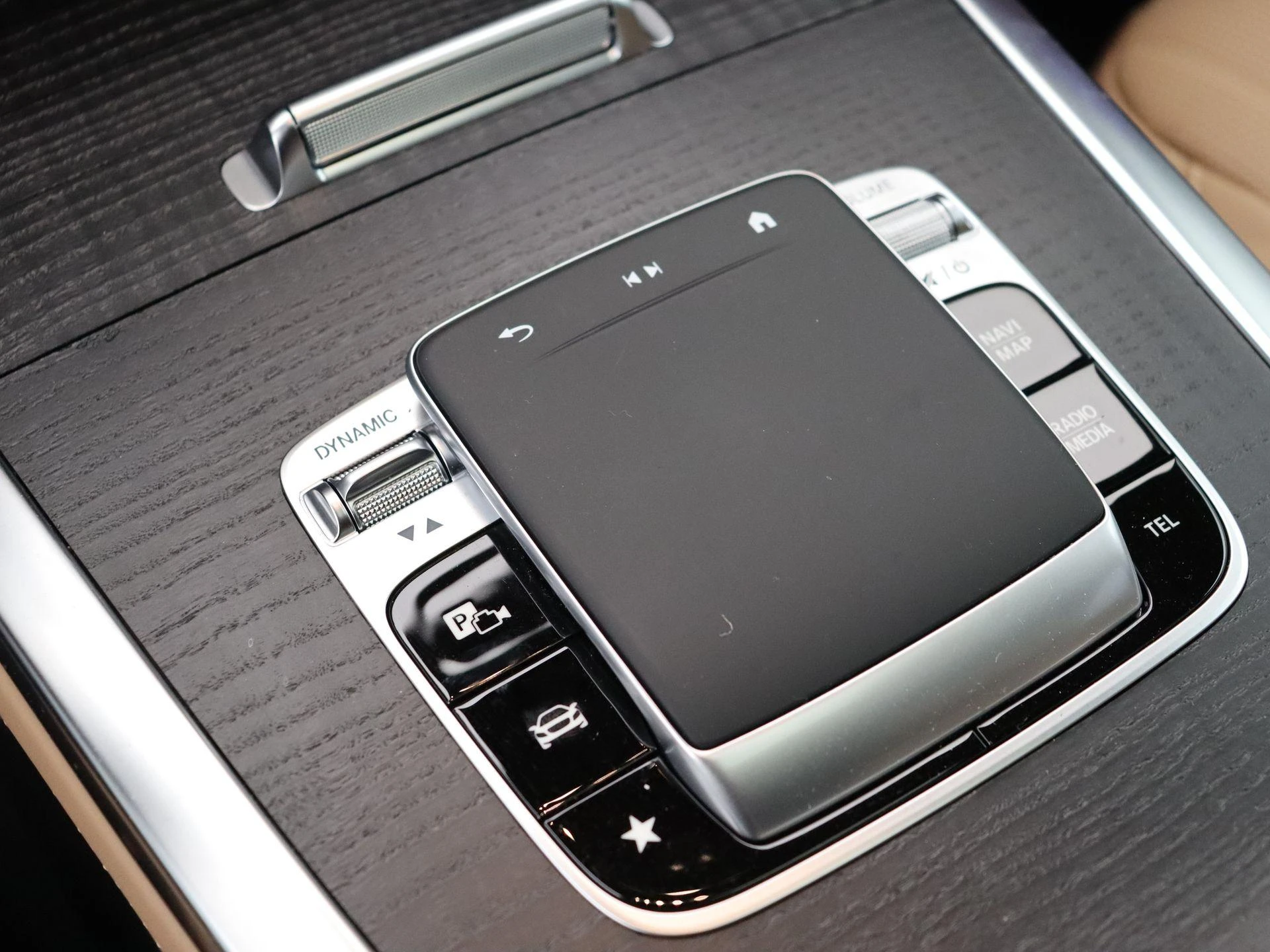 Mercedes-Benz G-Klasse 500 AMG Line + LICHTE VRACHT OMBOUW MOGELIJK +