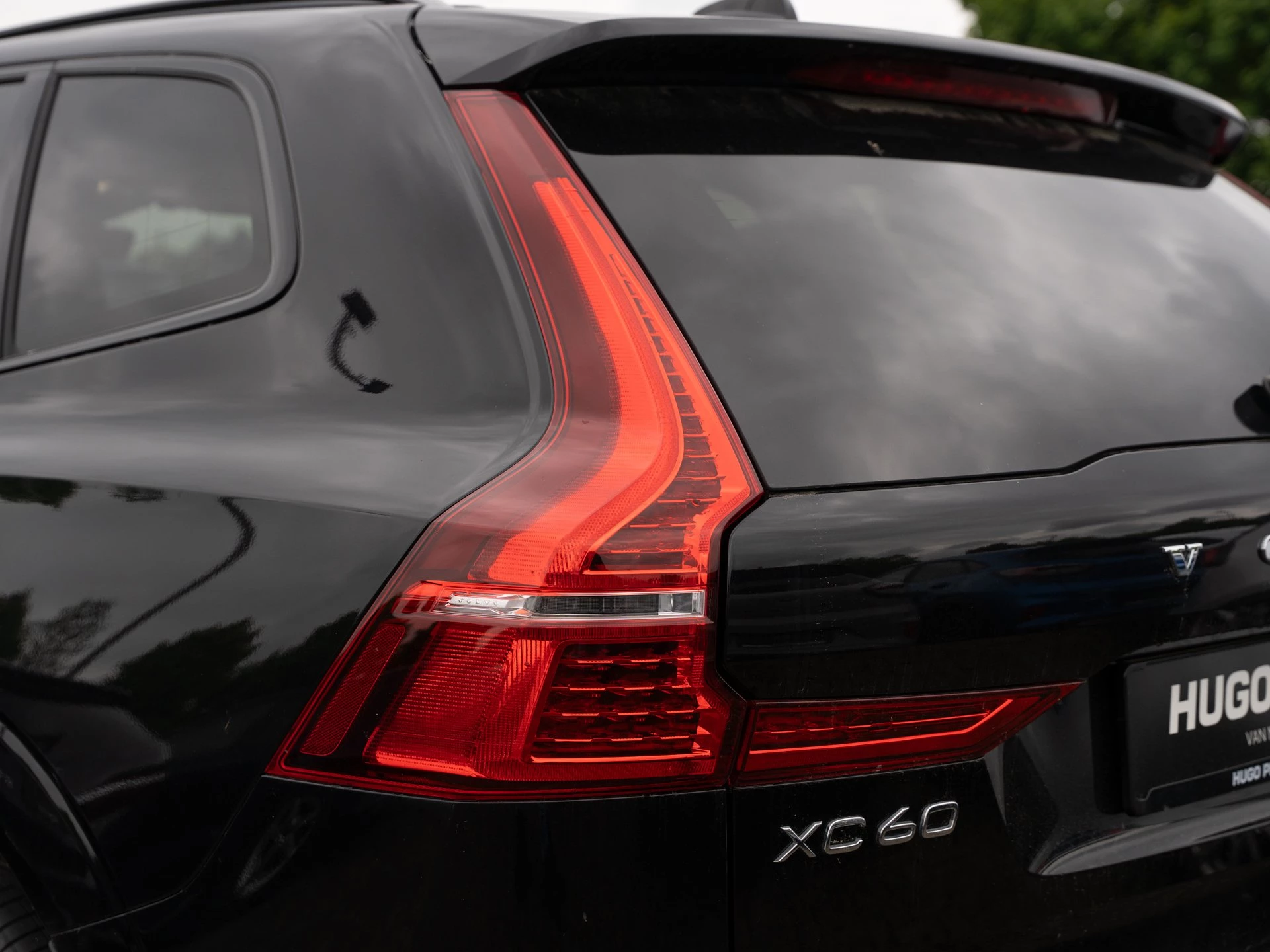 Volvo XC60 B4 Plus Dark