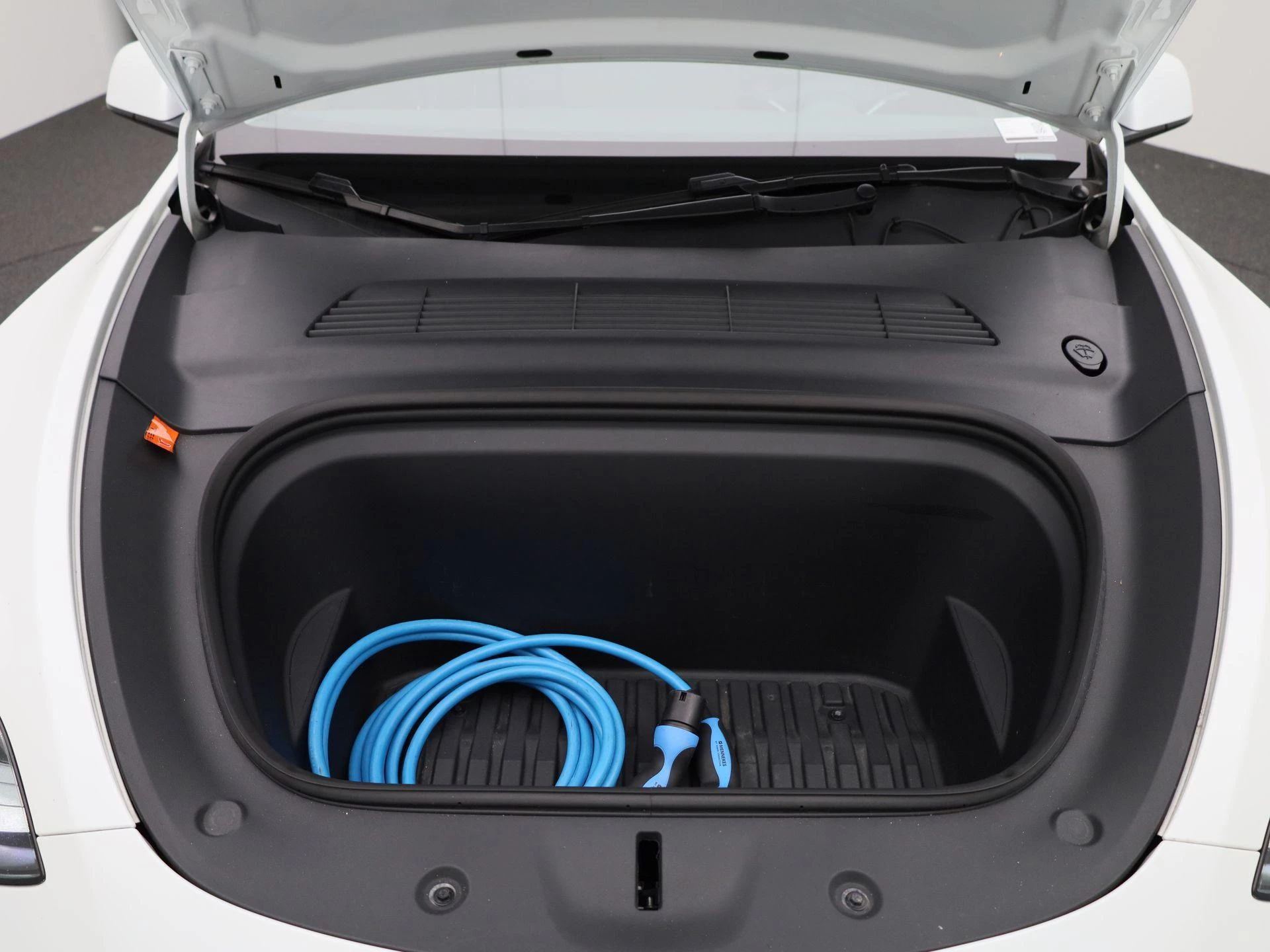 Tesla Model Y Long Range Dual Motor AWD